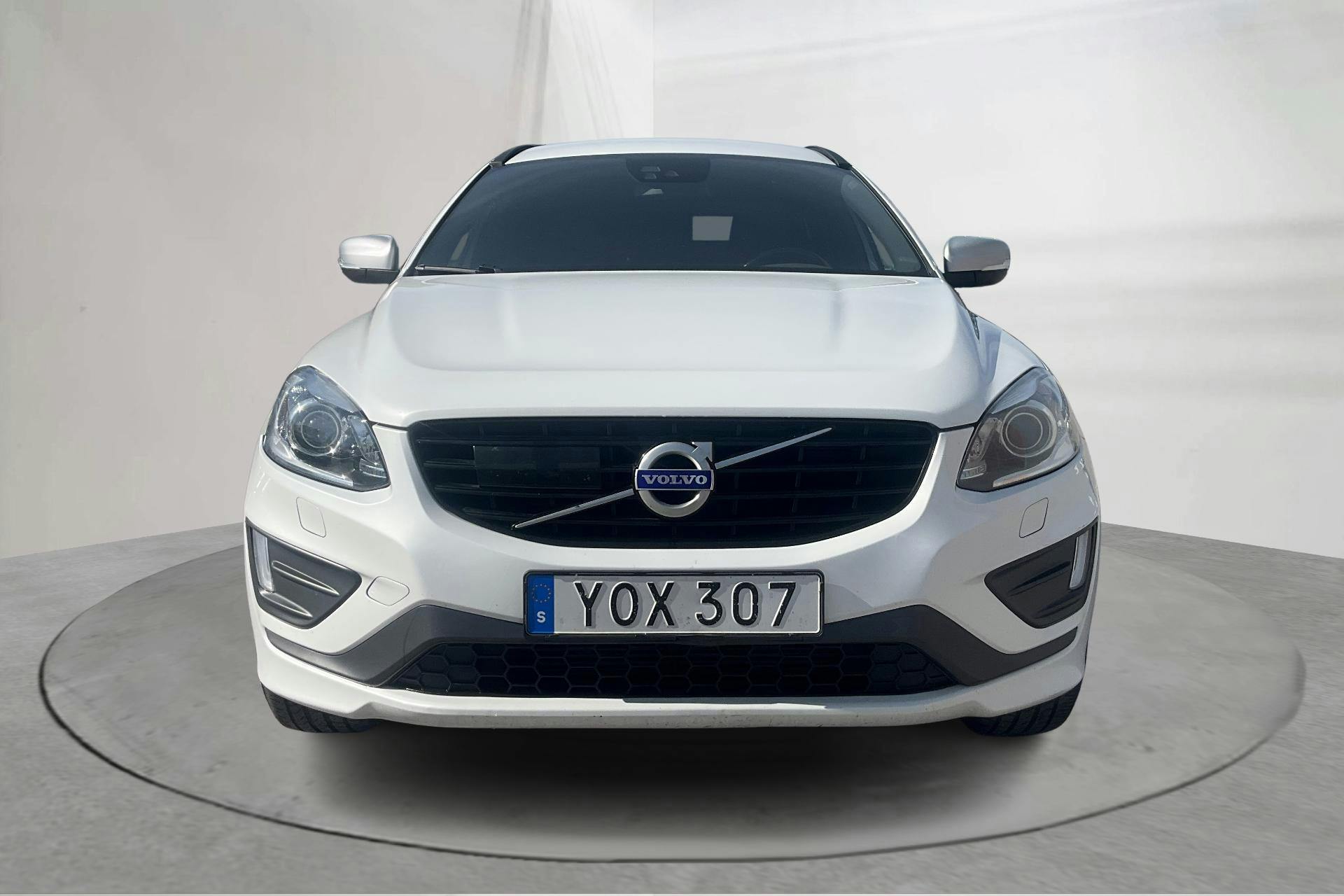 Volvo XC60 D4 AWD (190hk) - 18 428 mil - Automat - vit - 2017