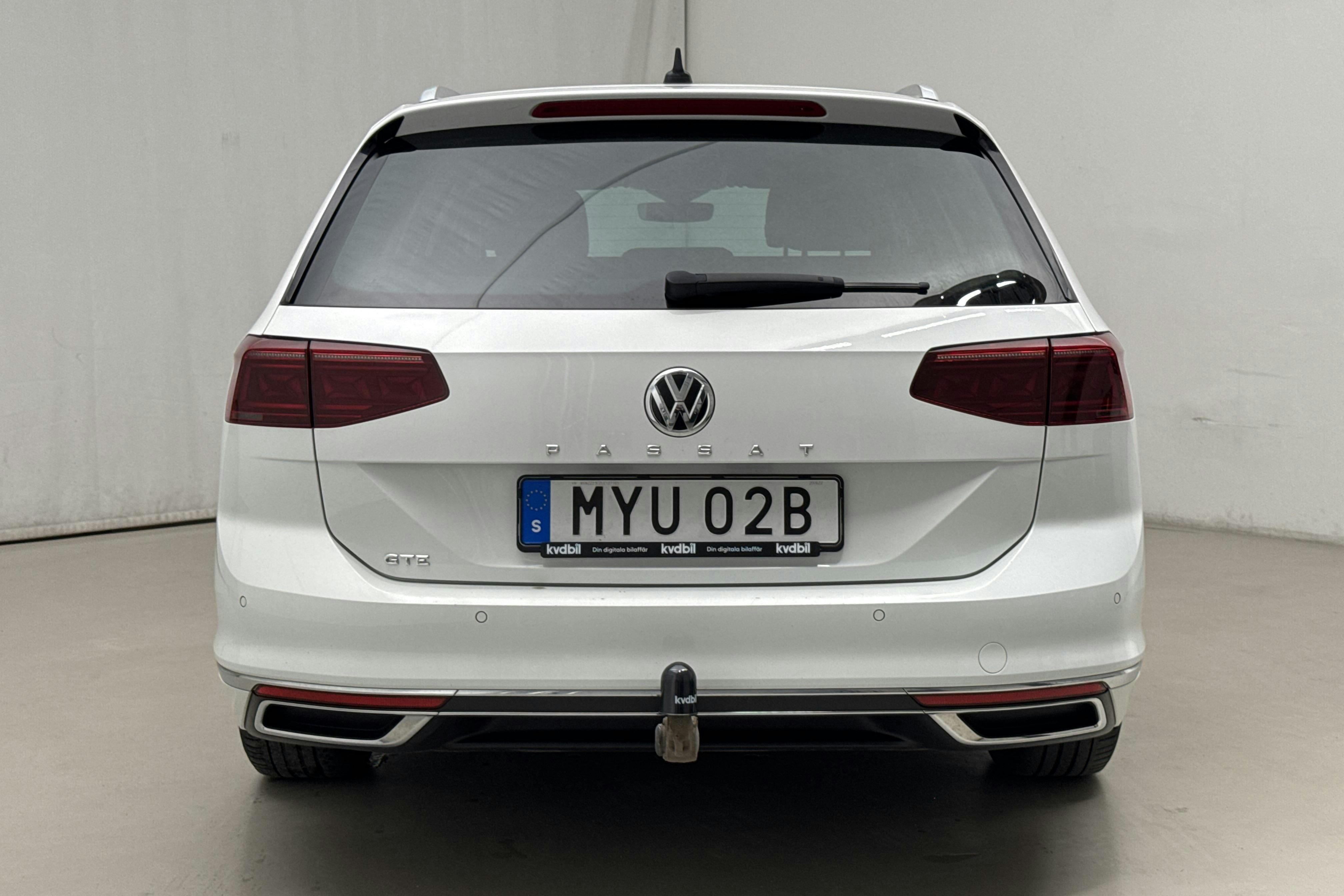 VW Passat 1.4 GTE Sportscombi (218hk) - 92 210 km - Automaatne - valge - 2020