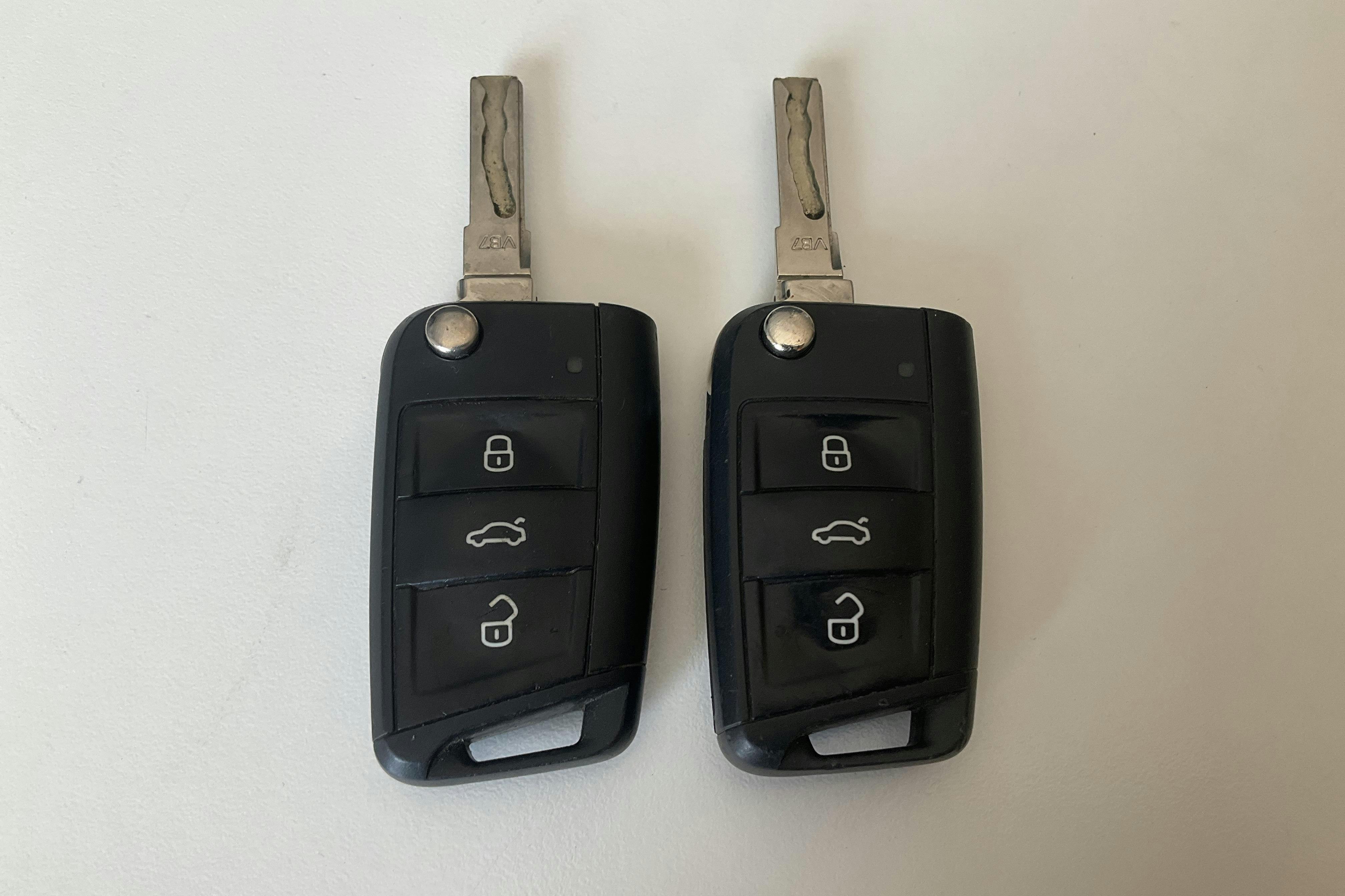 Esitlusfoto 13 aadressil 13: VW Golf VII 1.2 TSI 5dr (110hk) - 112 240 km - Automaatne - valge - 2016