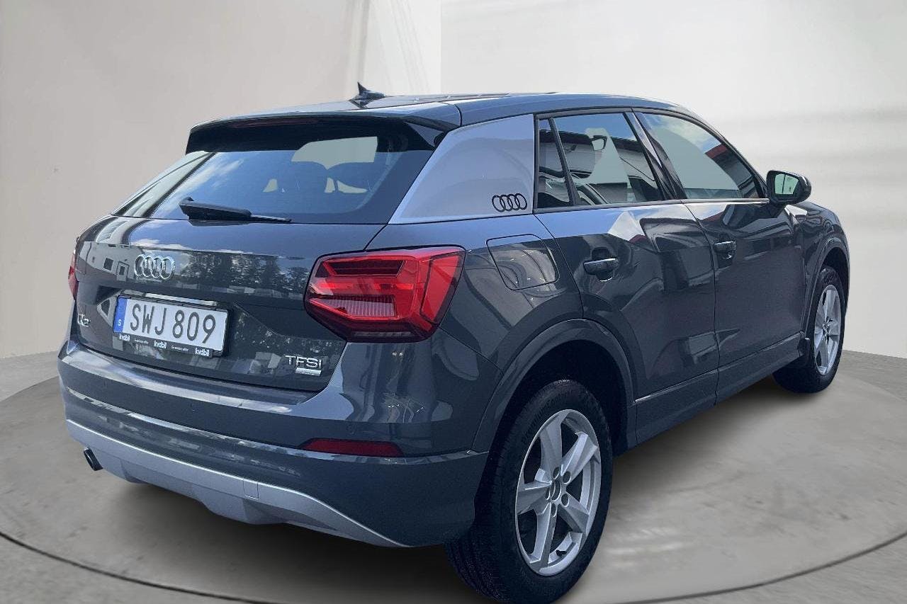 Audi Q2 1.0 TFSI (116hk) - 8 757 mil - Automat - grå - 2018