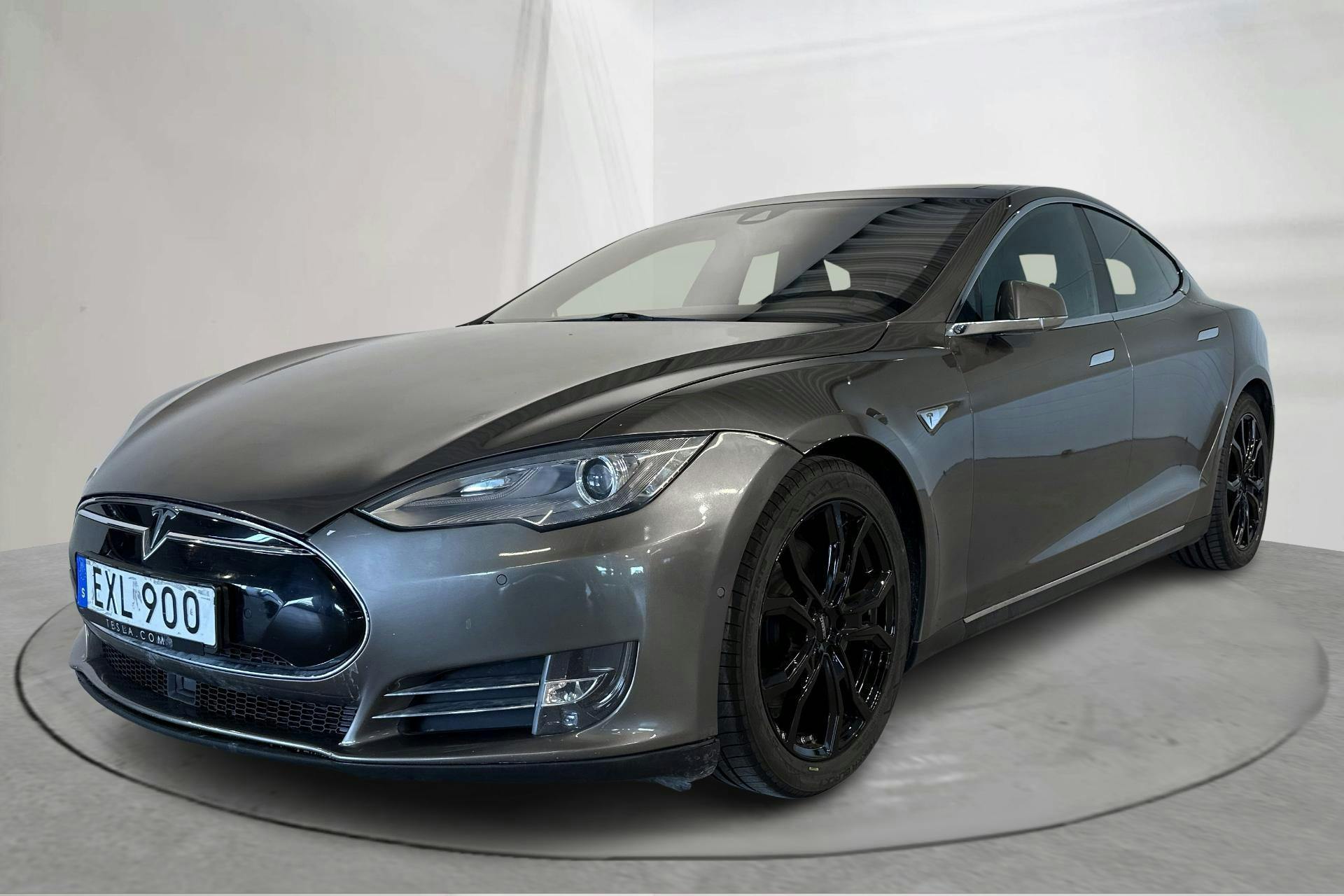 Tesla Model S 90D - 121 370 km - Automaatne - hall - 2015