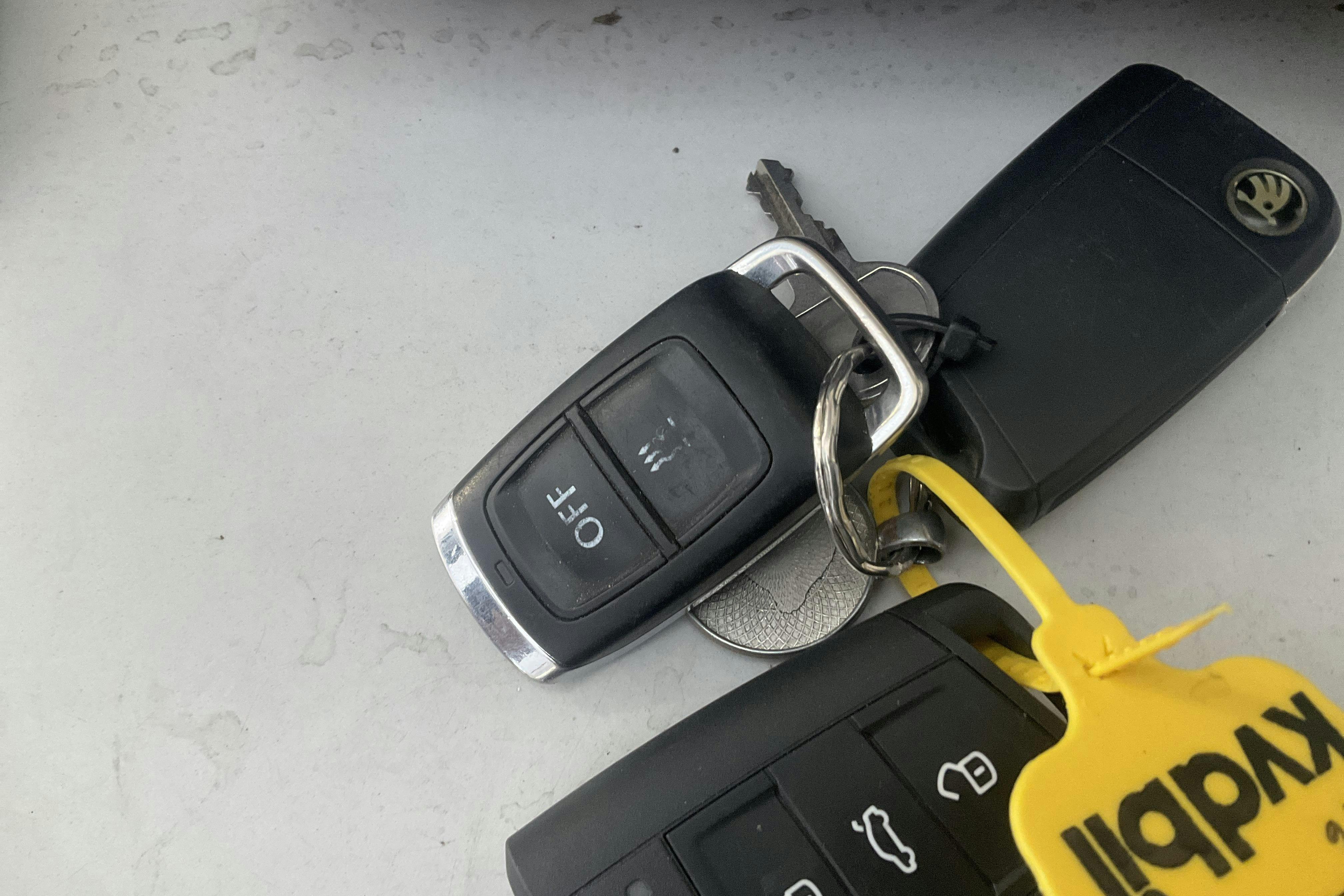 Esitlusfoto 14 aadressil 14: Skoda Octavia Scout II 2.0 TDI 4X4 (150hk) - 302 570 km - Käsitsi - valge - 2018