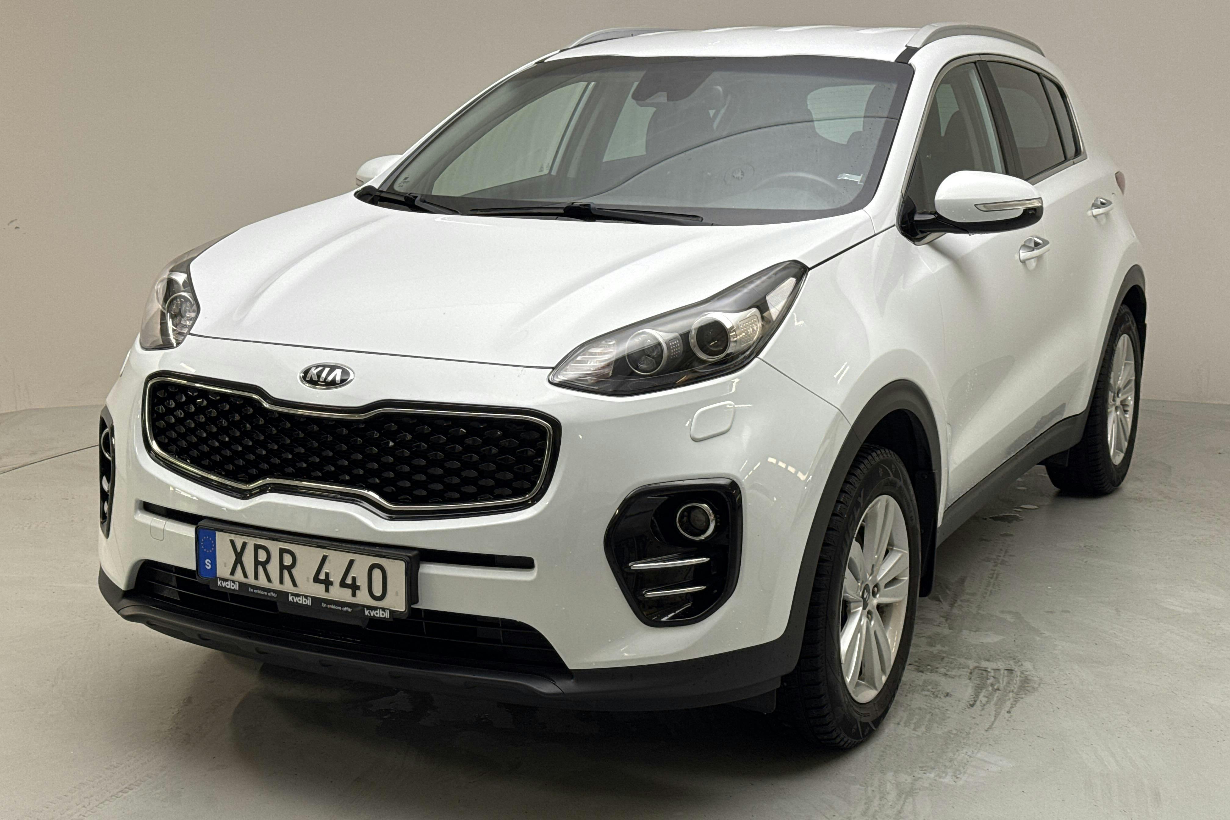 KIA Sportage 1.6 2WD (136hk) - 9 860 mil - Manuell - vit - 2017