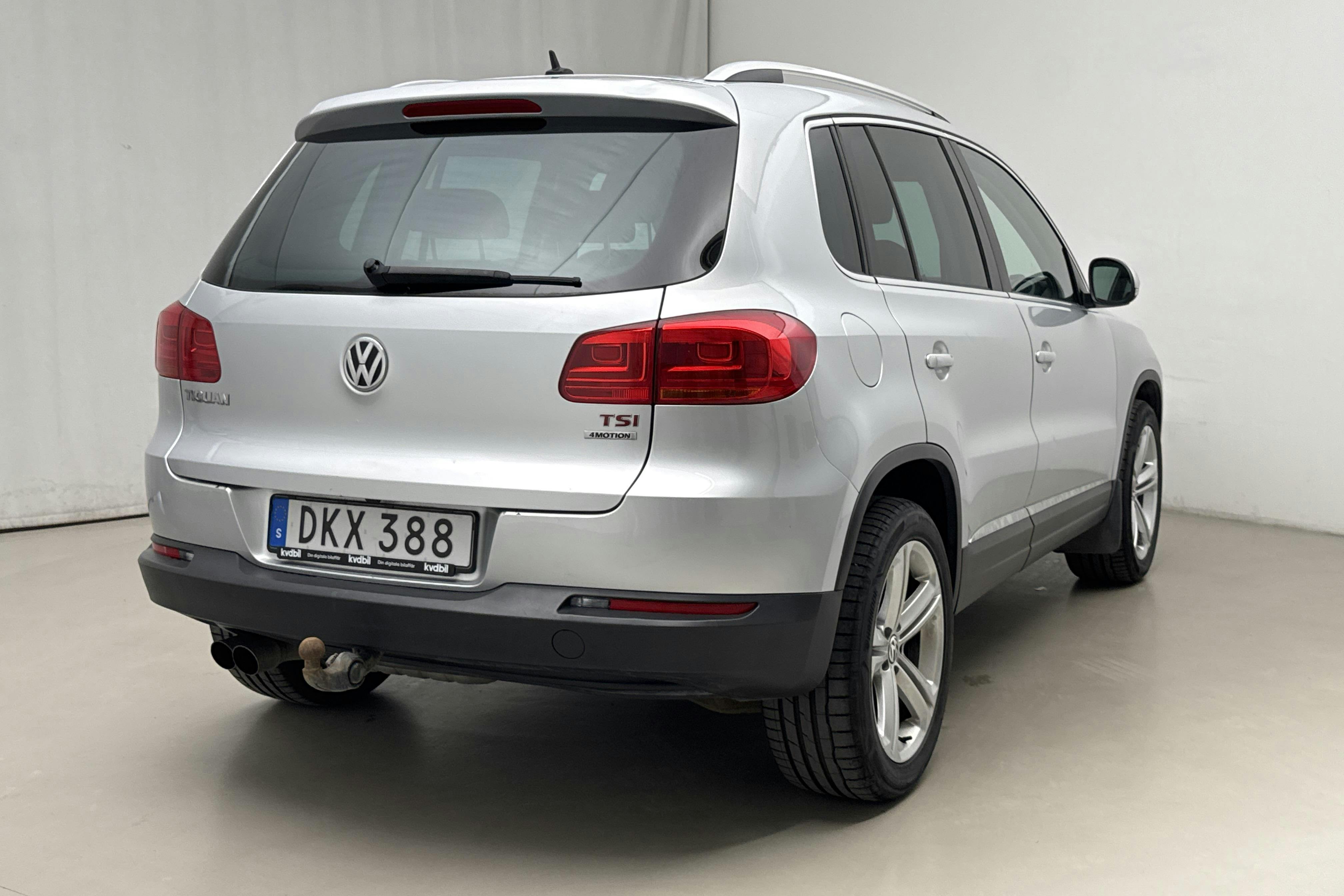 VW Tiguan 1.4 TSI 4MOTION (160hk) - 116 830 km - Käsitsi - hõbe - 2015