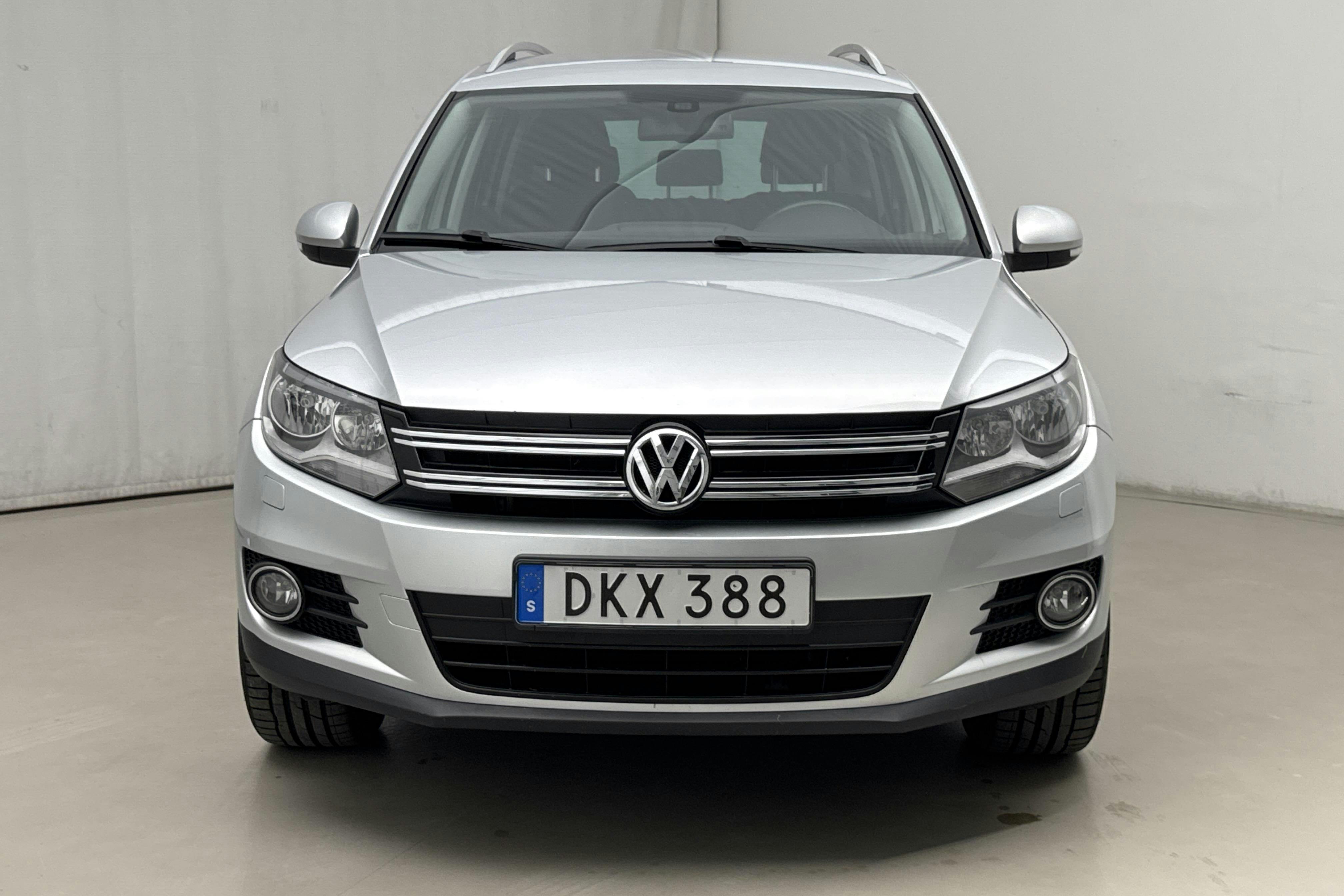 VW Tiguan 1.4 TSI 4MOTION (160hk) - 116 830 km - Käsitsi - hõbe - 2015