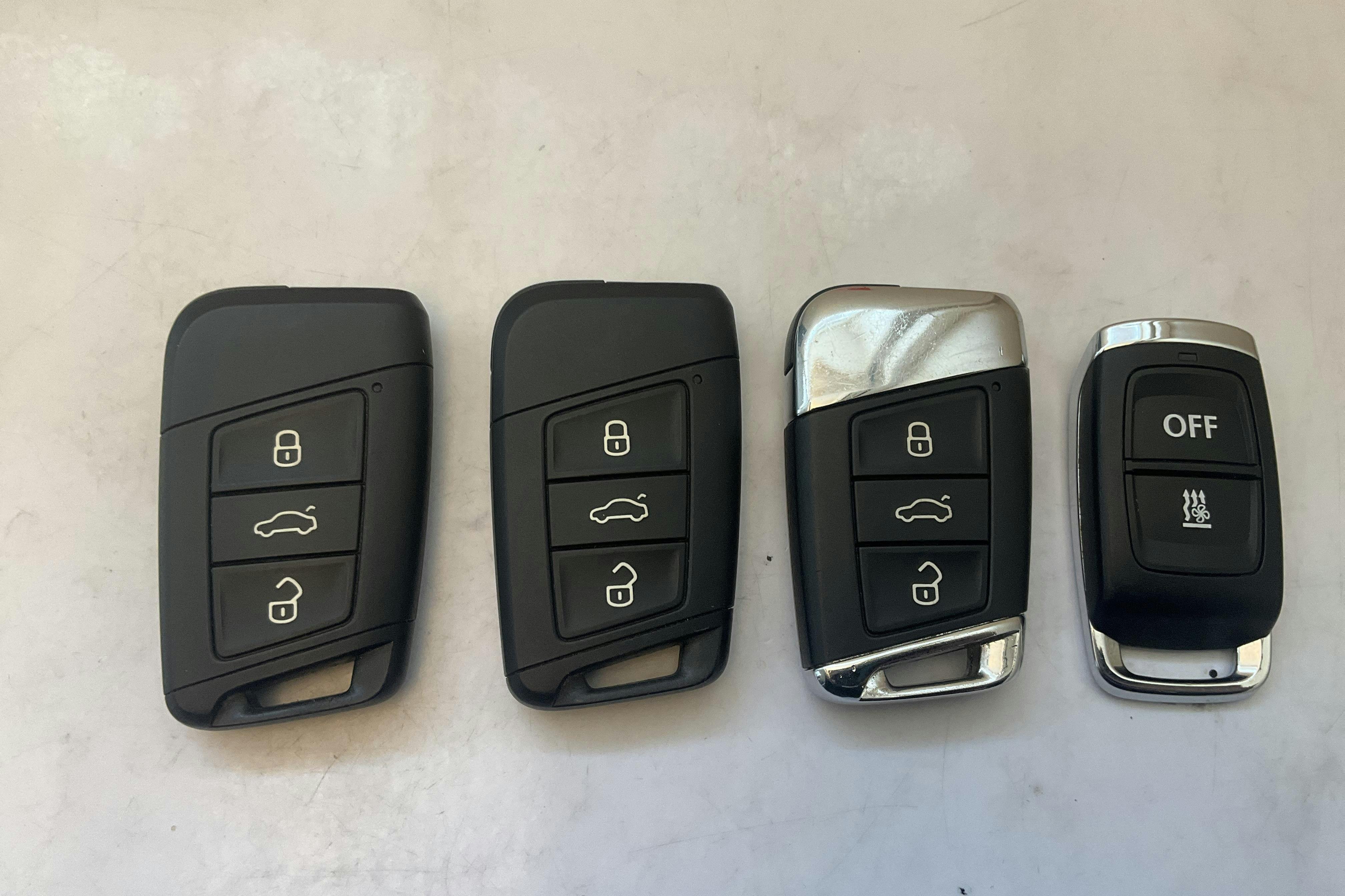 Presentationsfoto 15 av 15: Skoda Superb 1.4 TSI PHEV Kombi (218hk) - 14 021 mil - Automat - svart - 2020