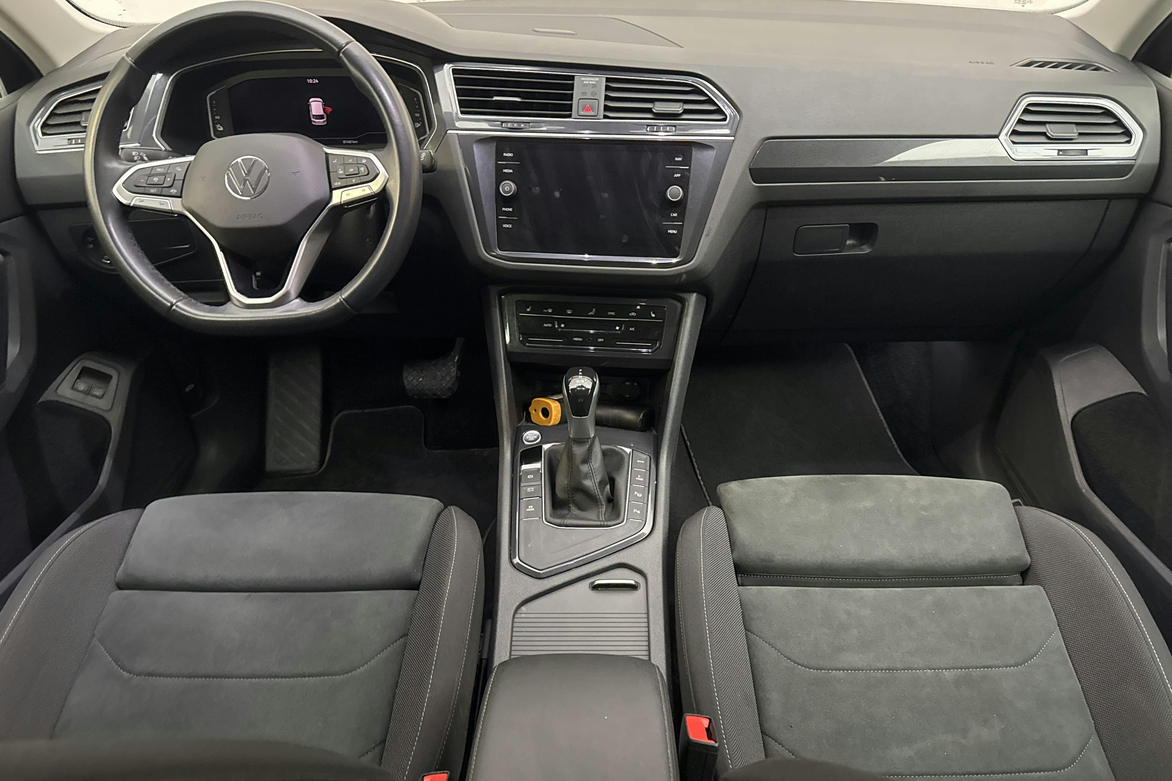 VW Tiguan 1.4 TSI eHybrid (245hk) - 8 748 mil - Automat - grå - 2022