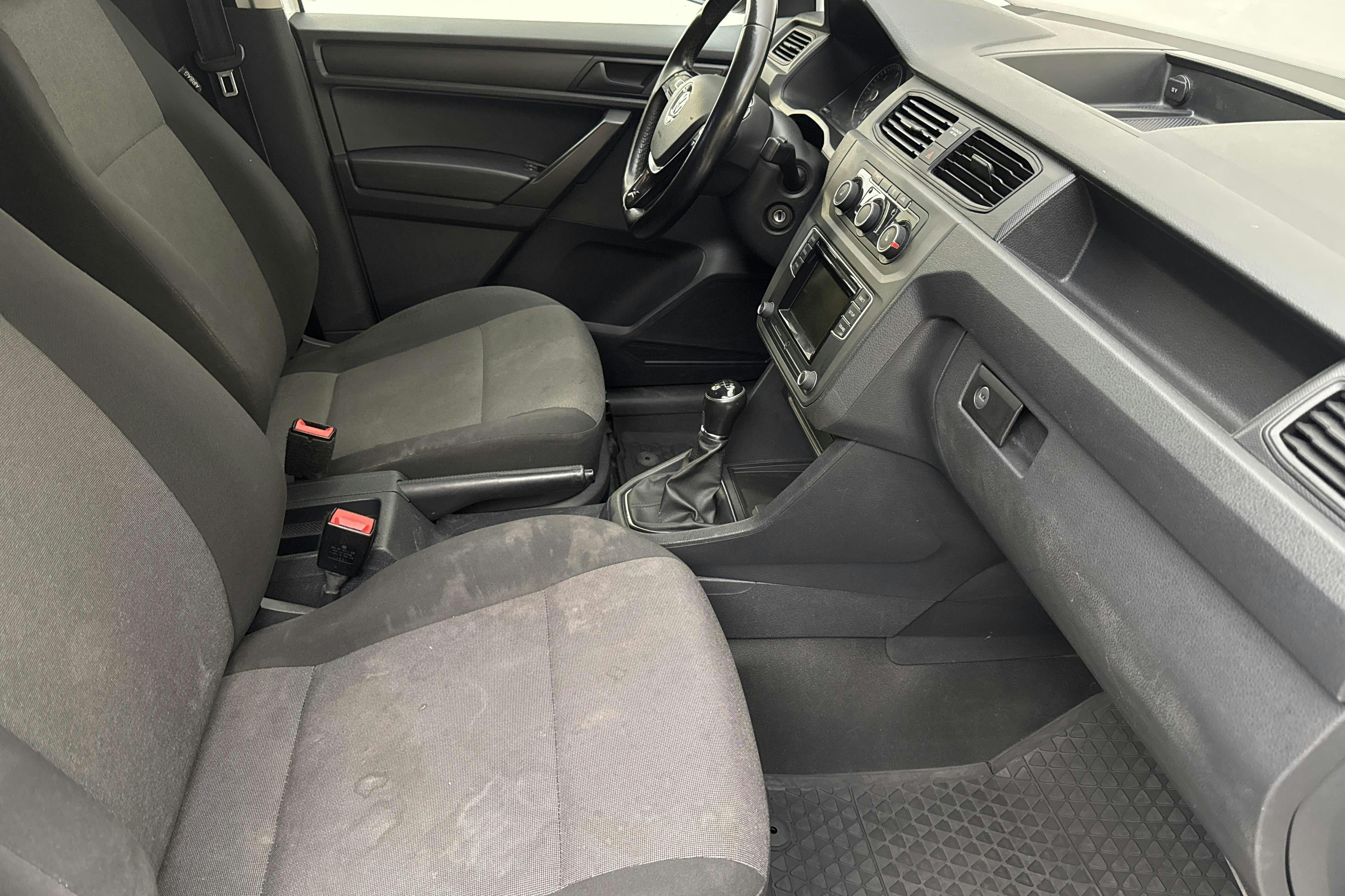 VW Caddy 2.0 TDI Skåp (102hk) - 13 738 mil - Manuell - vit - 2017
