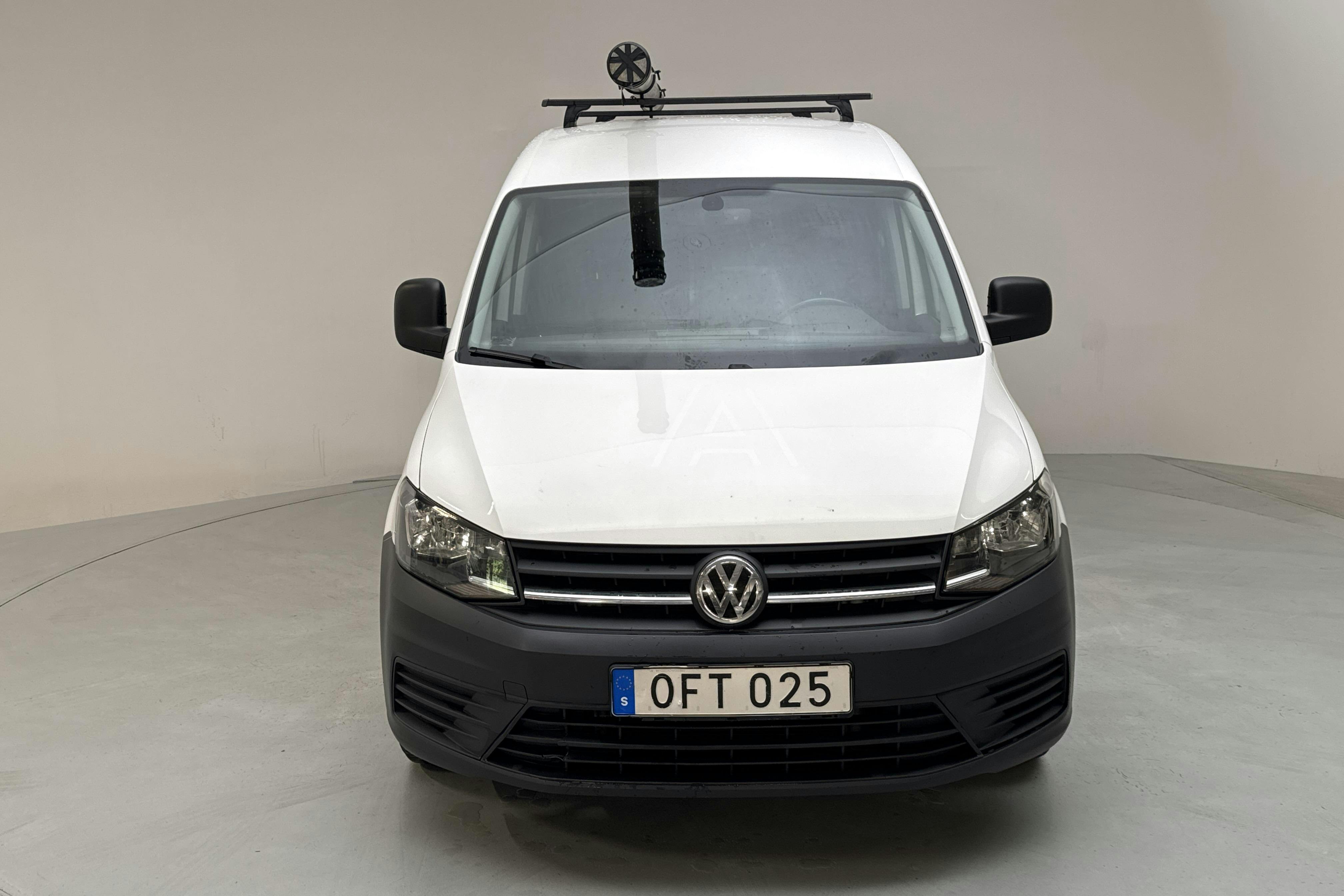 VW Caddy 2.0 TDI Skåp (102hk) - 9 549 mil - Manuell - vit - 2017