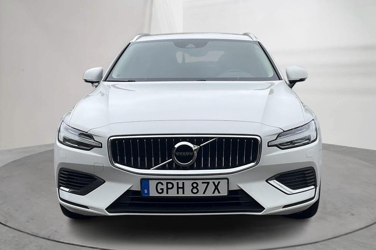 Volvo V60 T6 AWD Recharge (340hk) - 78 640 km - Automaatne - valge - 2021