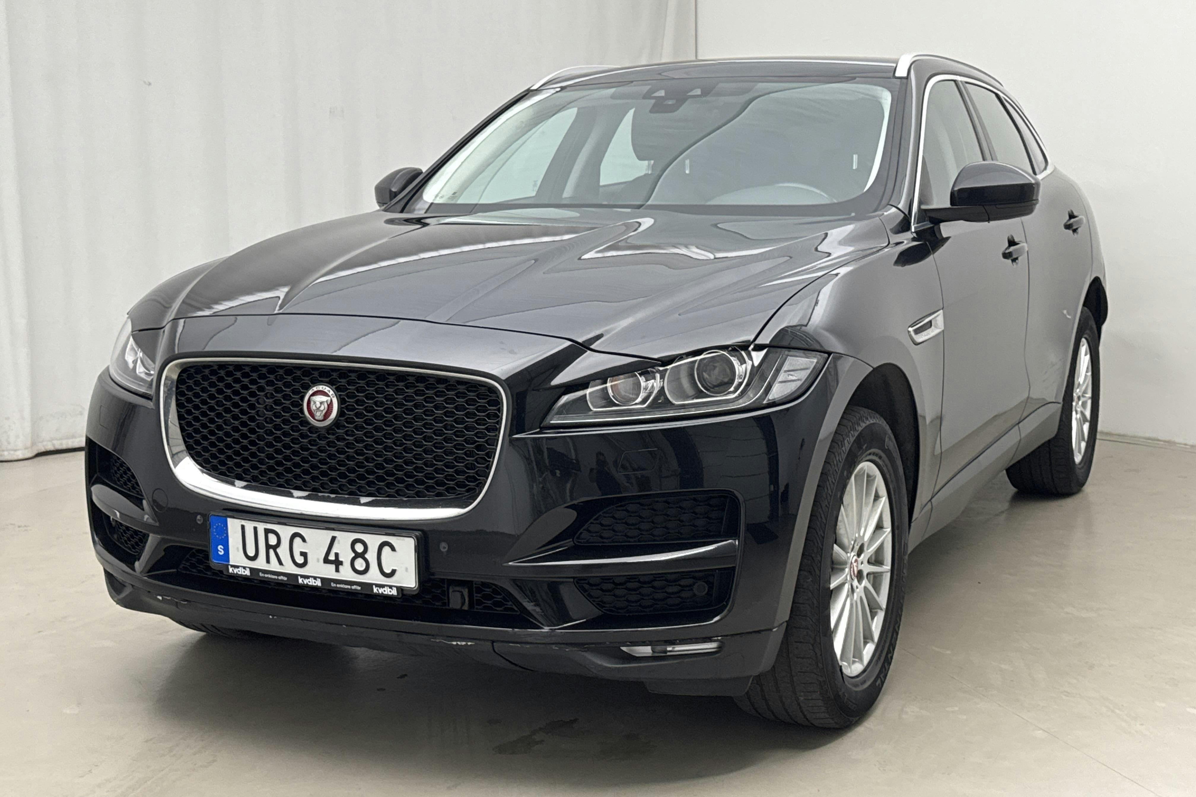 Jaguar F-Pace 20d AWD (180hk) - 11 961 mil - Automat - svart - 2019