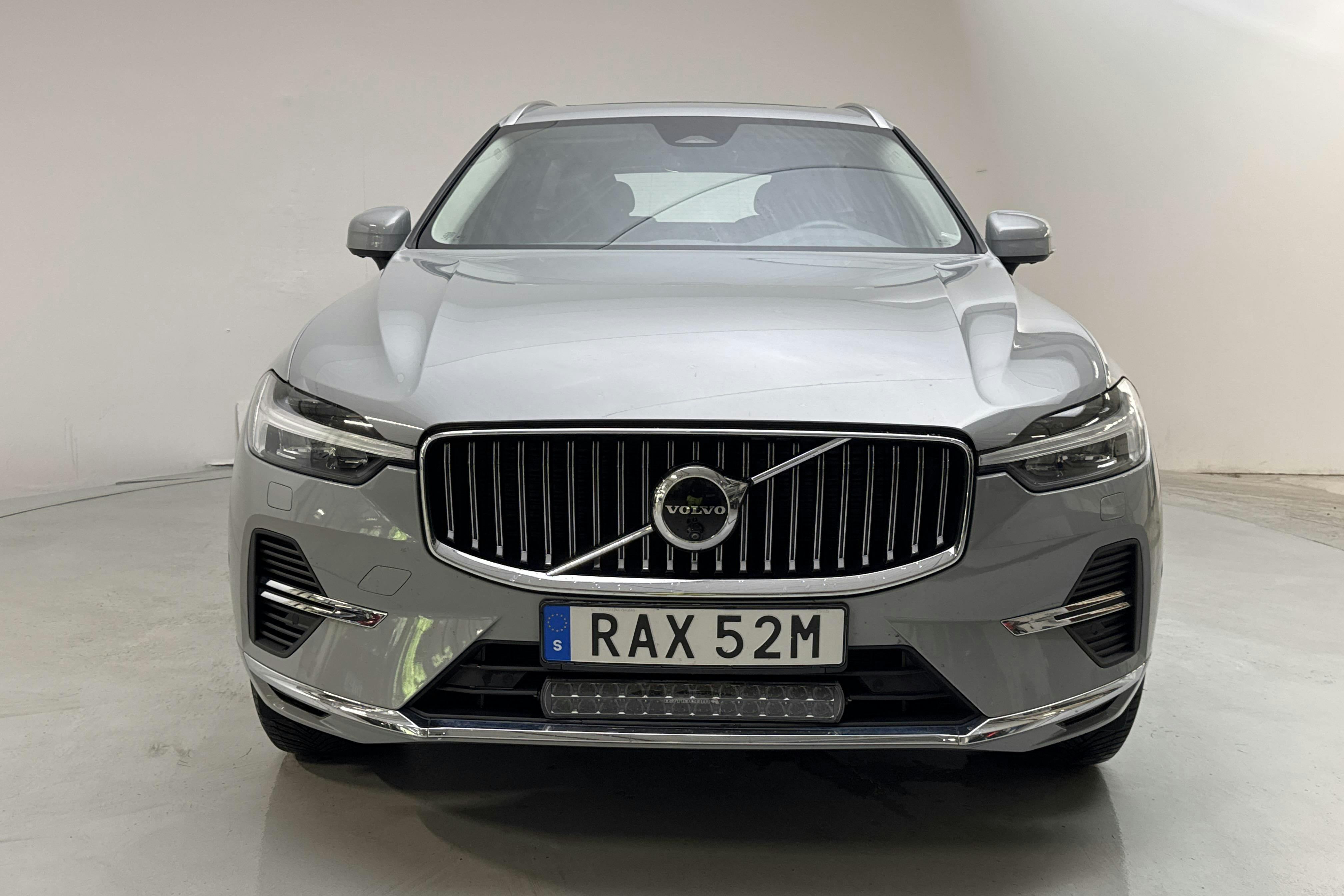 Volvo XC60 T6 AWD Recharge (350hk) - 7 339 mil - Automat - grå - 2024