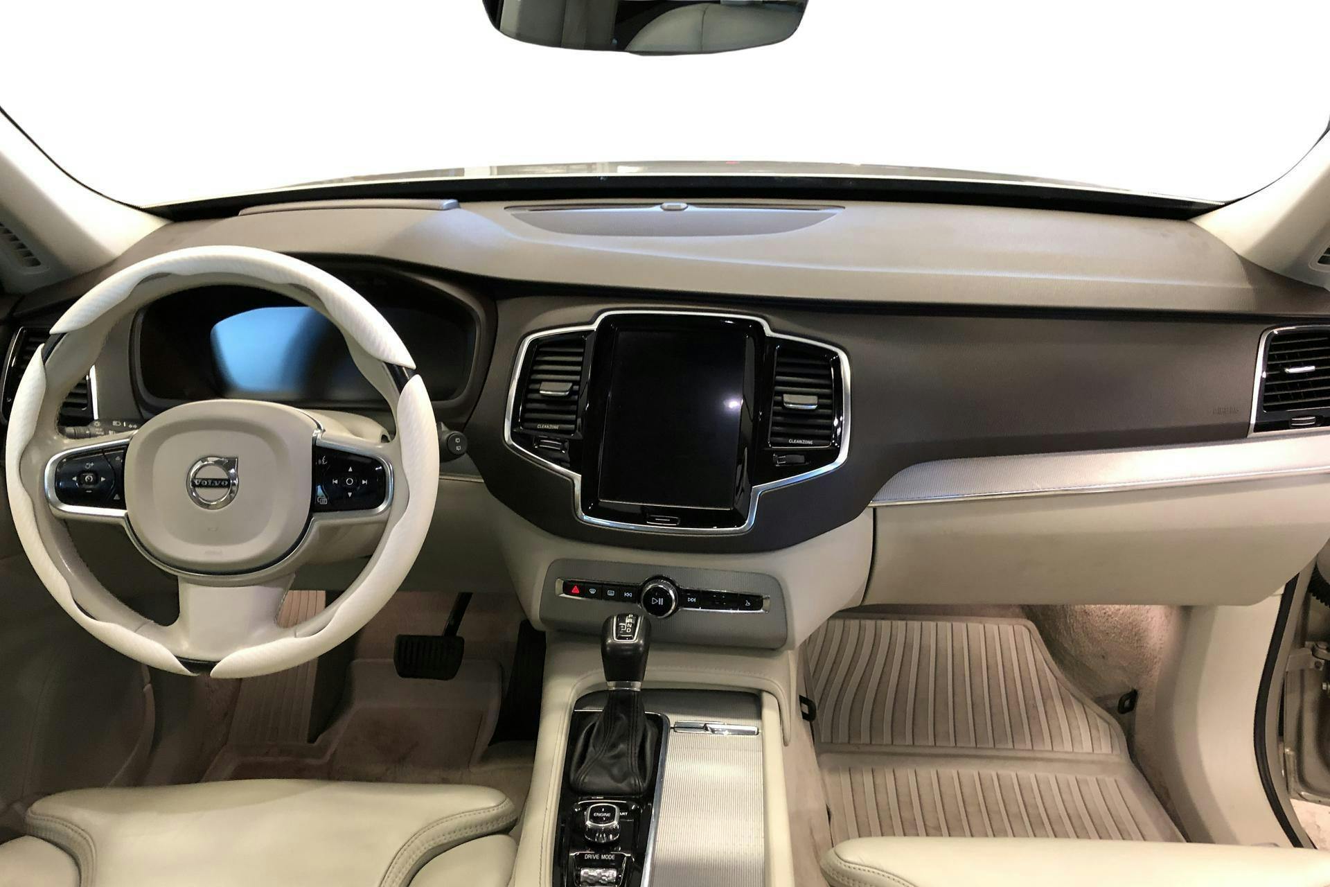 Volvo XC90 D5 AWD (225hk) - 176 180 km - Automaatne - Light Brown - 2016