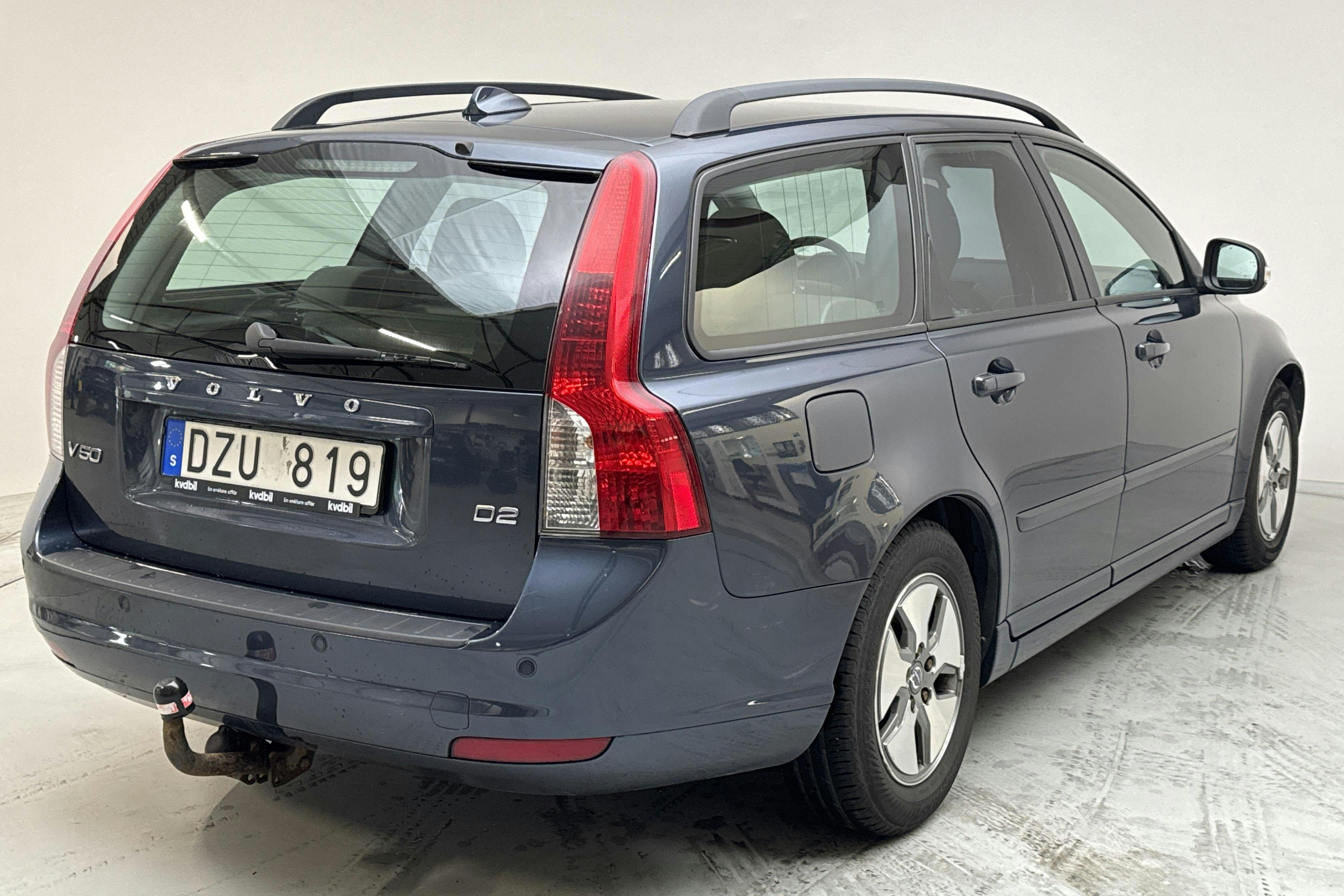 Volvo V50 D2 (115hk) - 18 623 mil - Manuell - blå - 2011