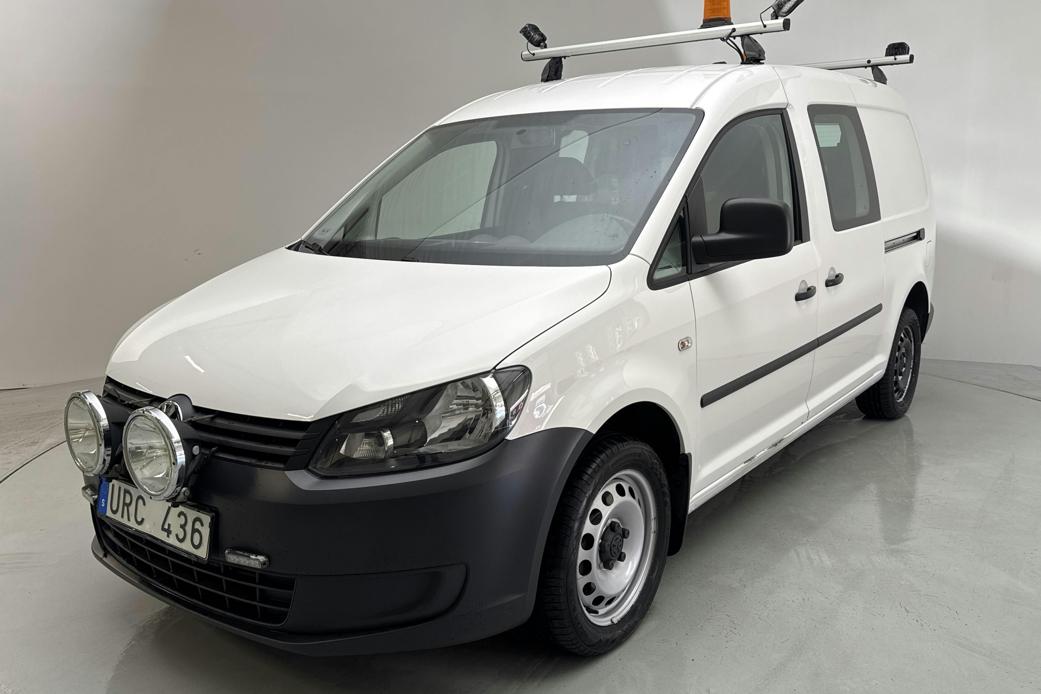 VW Caddy 2.0 TDI Maxi Skåp 4-motion (140hk) - 9 721 mil - Automat - vit - 2014