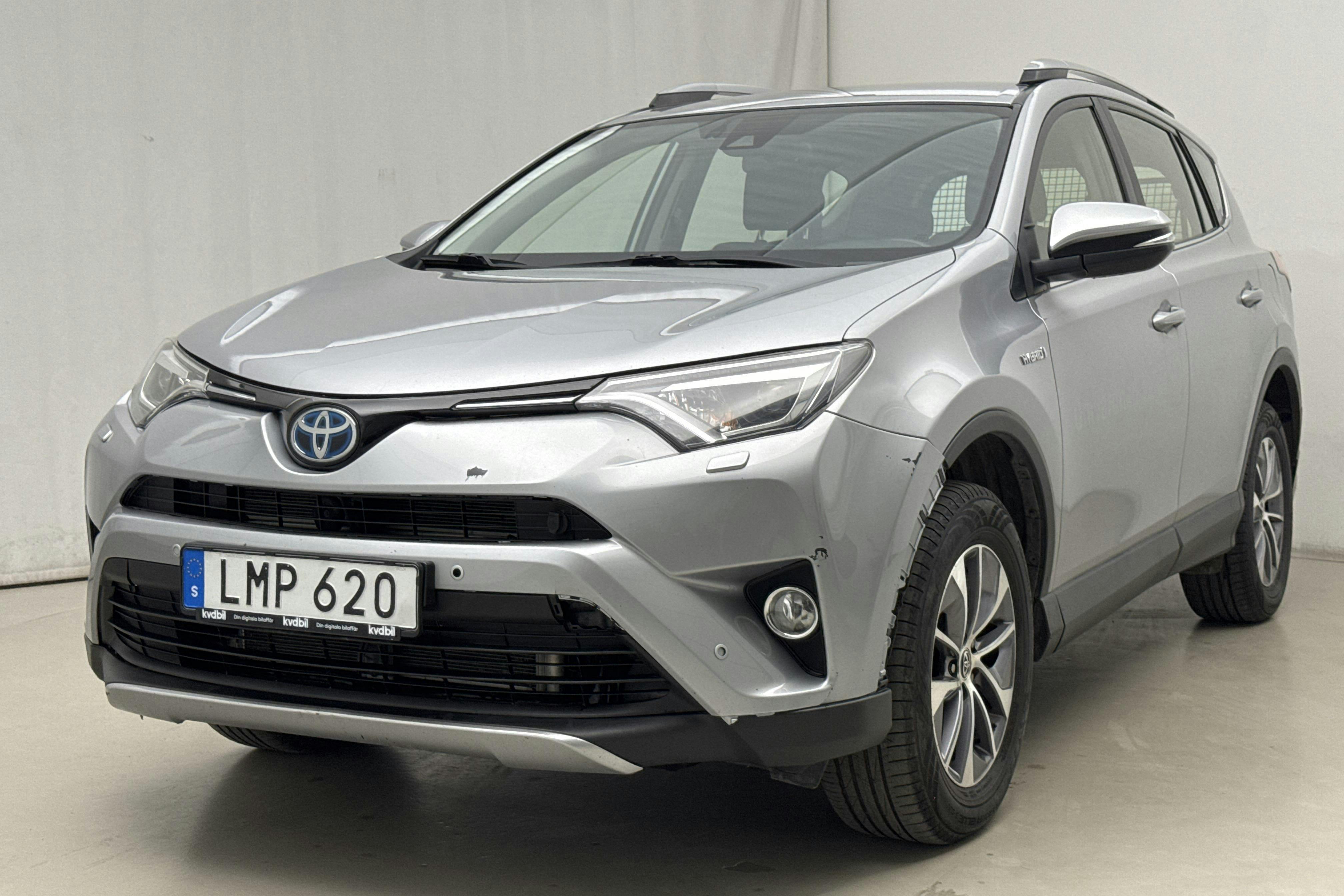 Toyota RAV4 2.5 HSD AWD (197hk) - 333 430 km - Automatic - silver - 2018