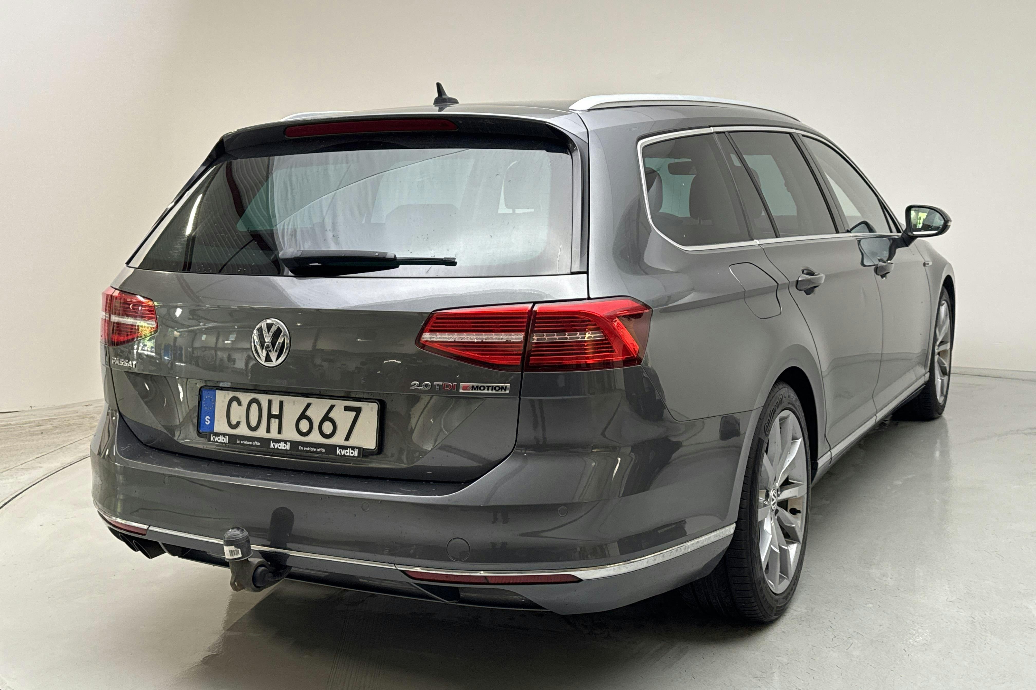 VW Passat 2.0 TDI Sportscombi 4MOTION (190hk) - 133 760 km - Automaatne - hall - 2015