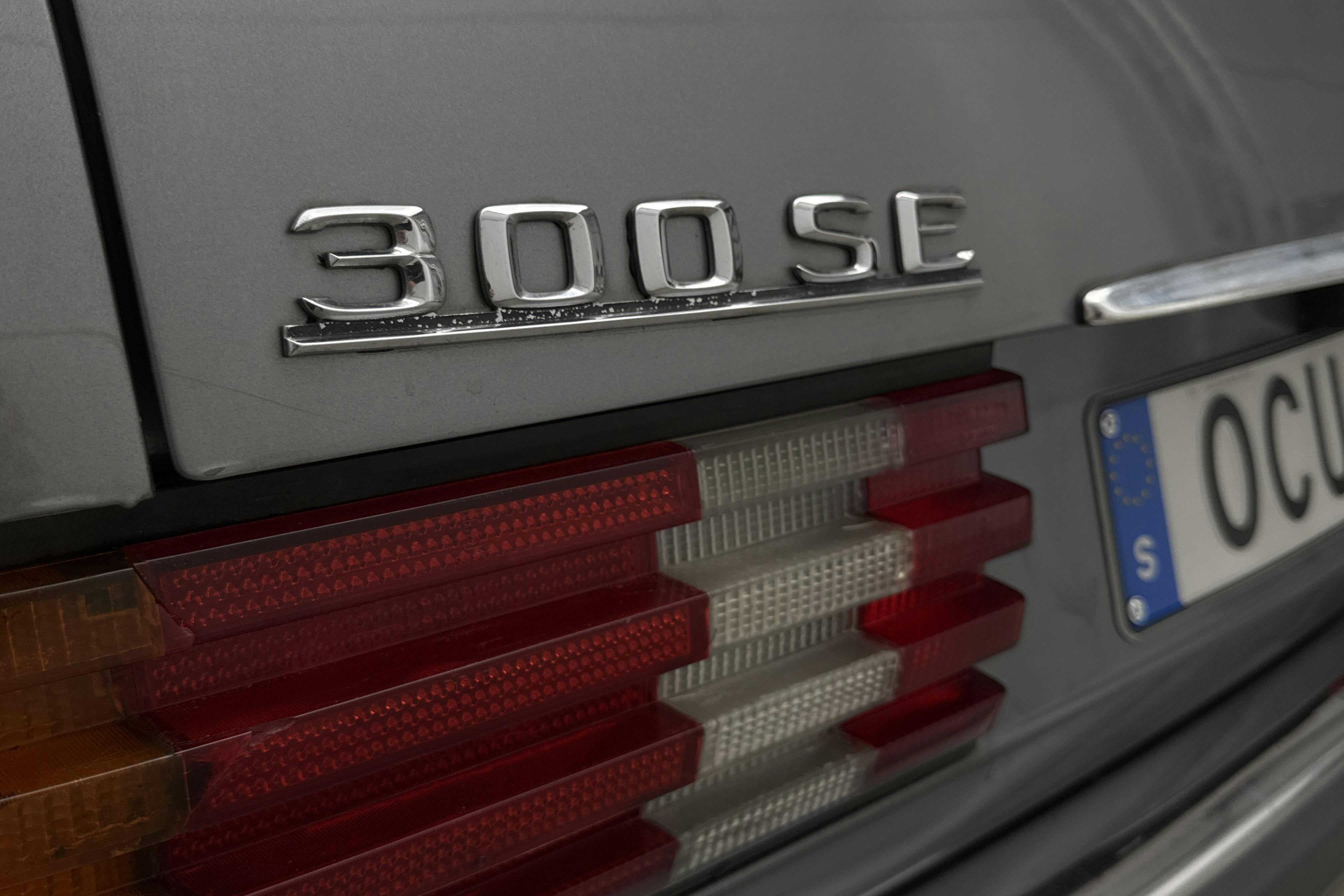 Presentation photo 20 of 20: MERCEDES-BENZ 300 SE 300 SE (180hk) - 183 850 km - Automatic - gray - 1989