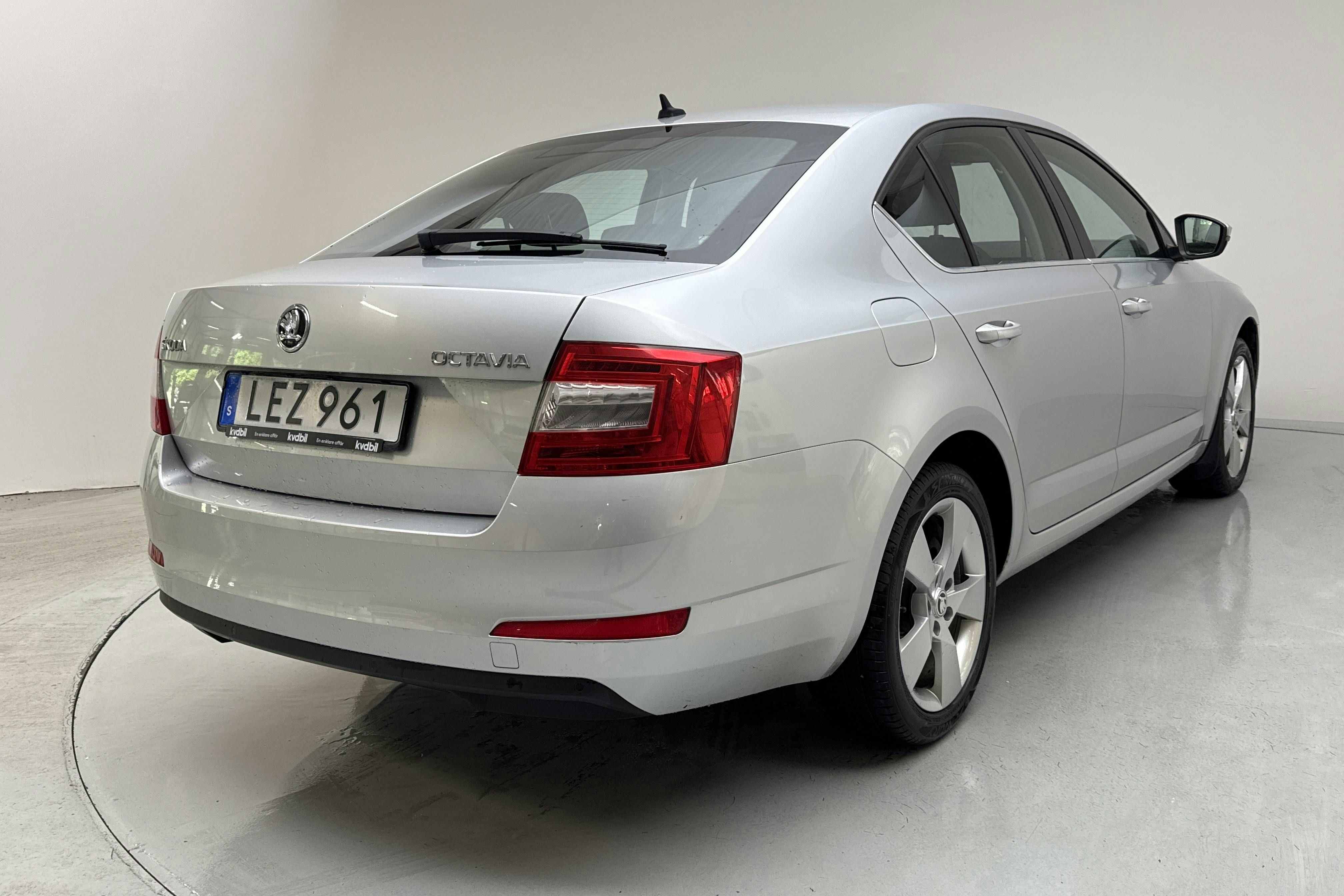 Skoda Octavia III 2.0 TDI CR (150hk) - 148 630 km - Käsitsi - hõbe - 2016