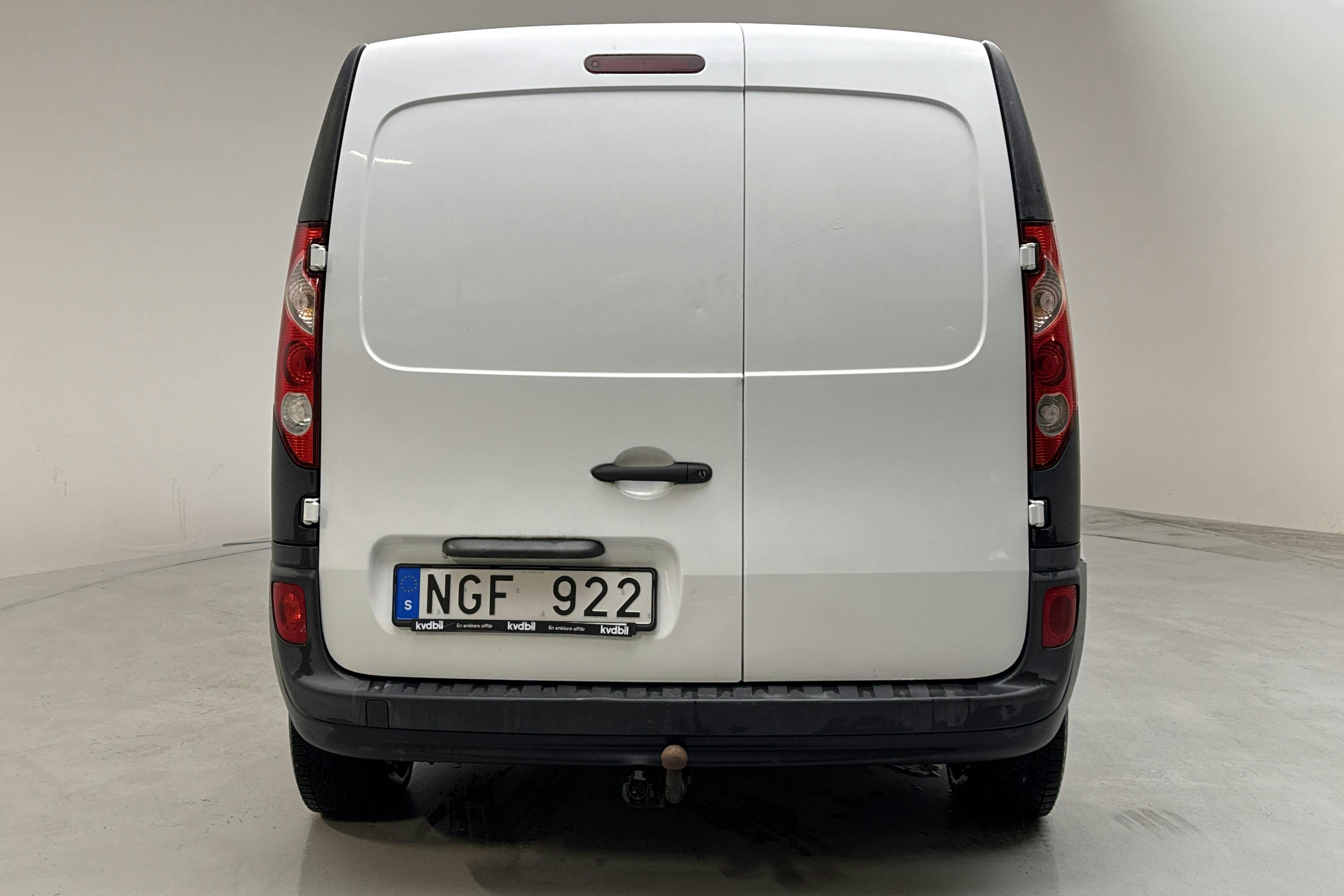 Renault Kangoo Express II Z.E. Skåp (60hk) - 66 800 km - Automaatne - valge - 2013
