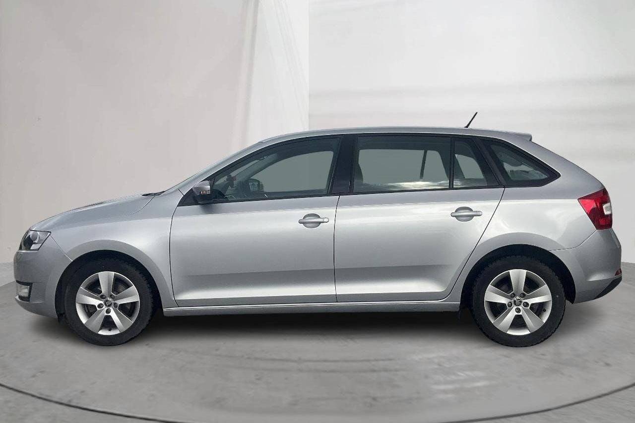 Presentationsfoto 2 av 14: Skoda Rapid 1.4 TDI Spaceback (90hk) - 6 055 mil - Manuell - silver - 2017