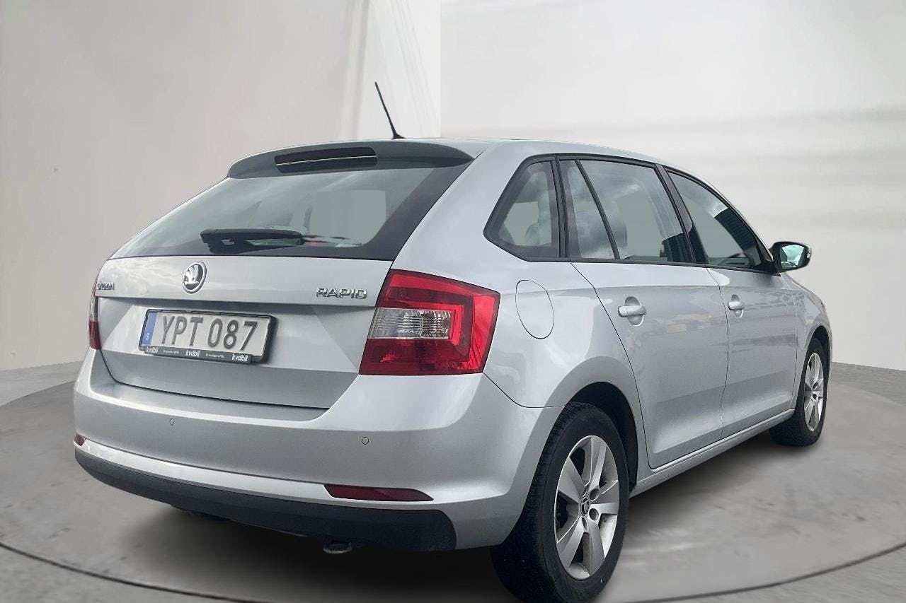Skoda Rapid 1.4 TDI Spaceback (90hk) - 6 055 mil - Manuell - silver - 2017