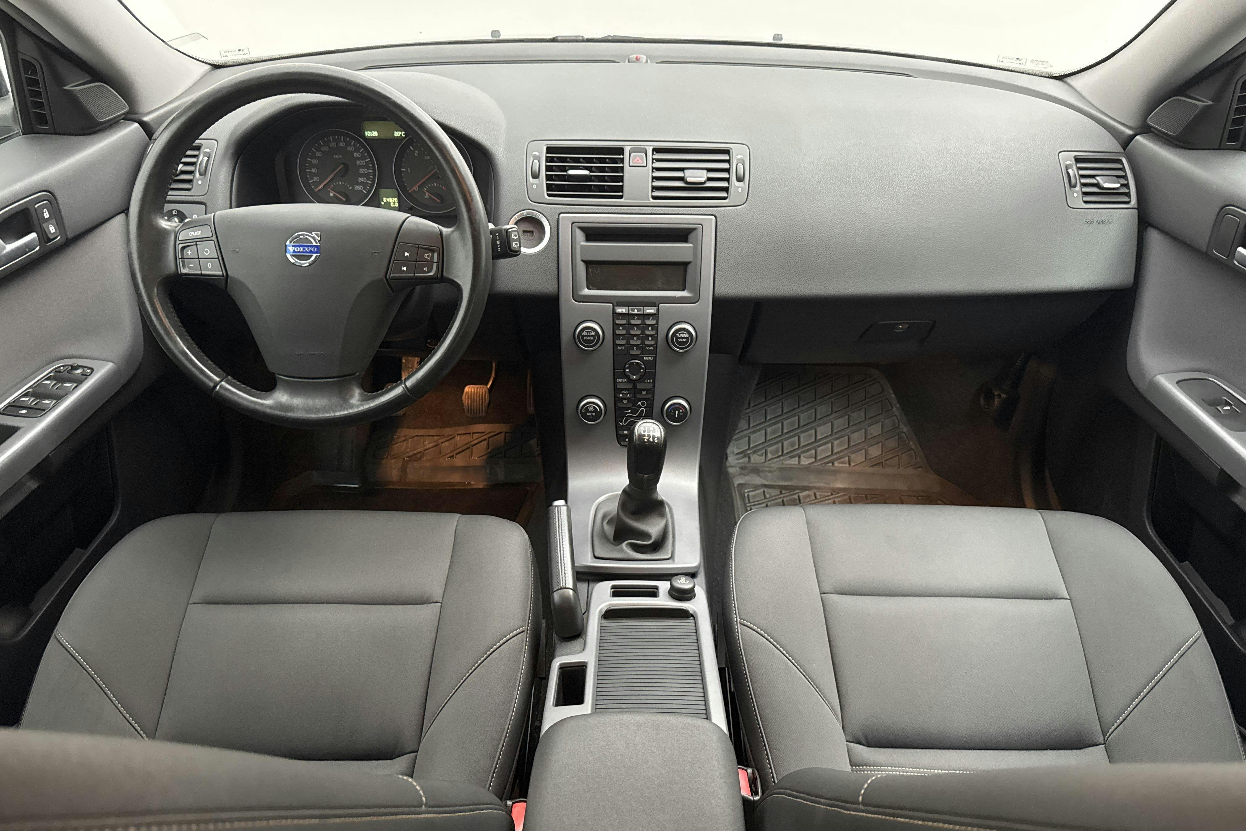 Volvo V50 D2 (115hk) - 6 482 mil - Manuell - svart - 2011