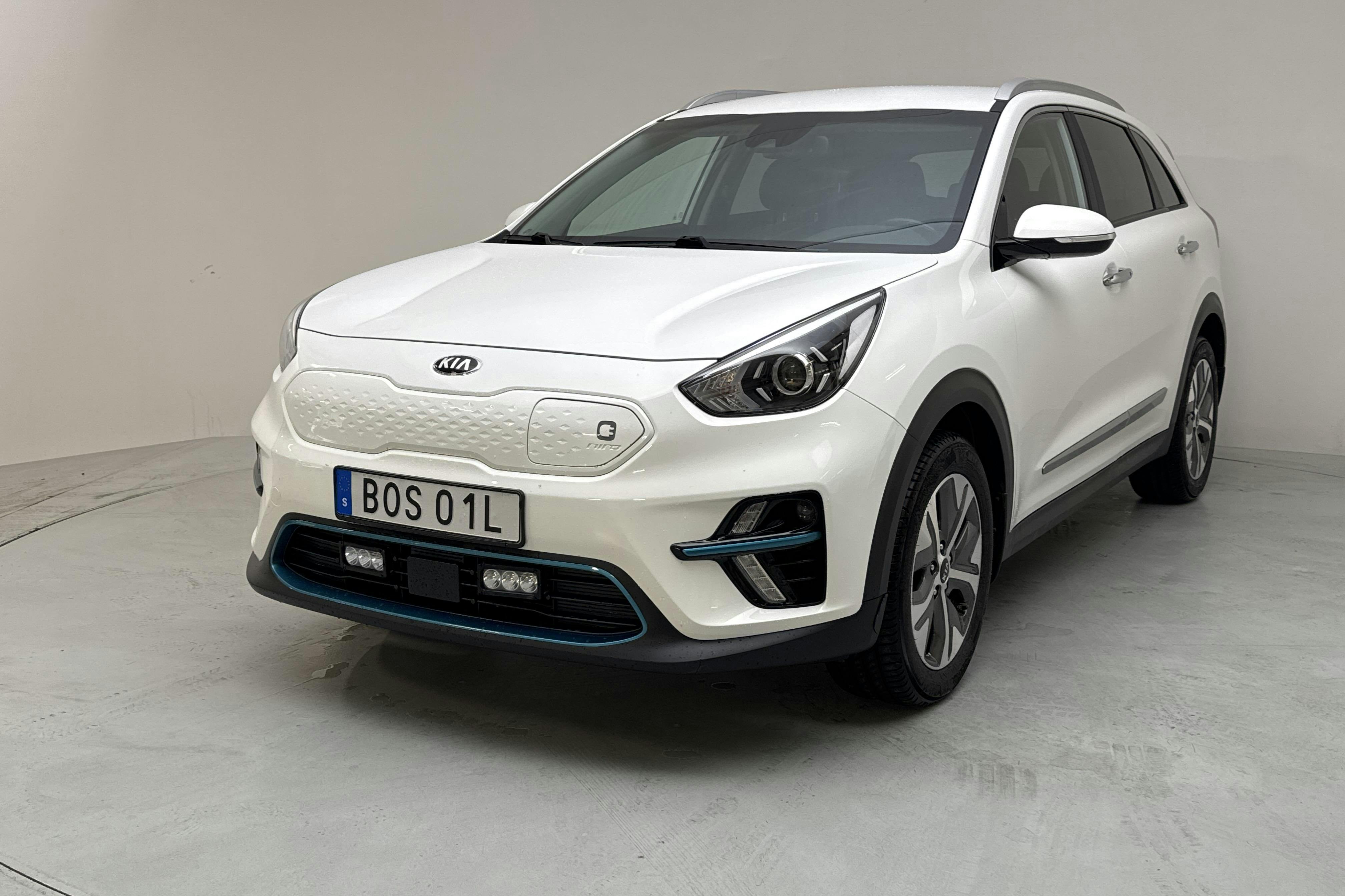 KIA e-Niro 64 kWh (204hk) - 9 998 mil - Automat - vit - 2021