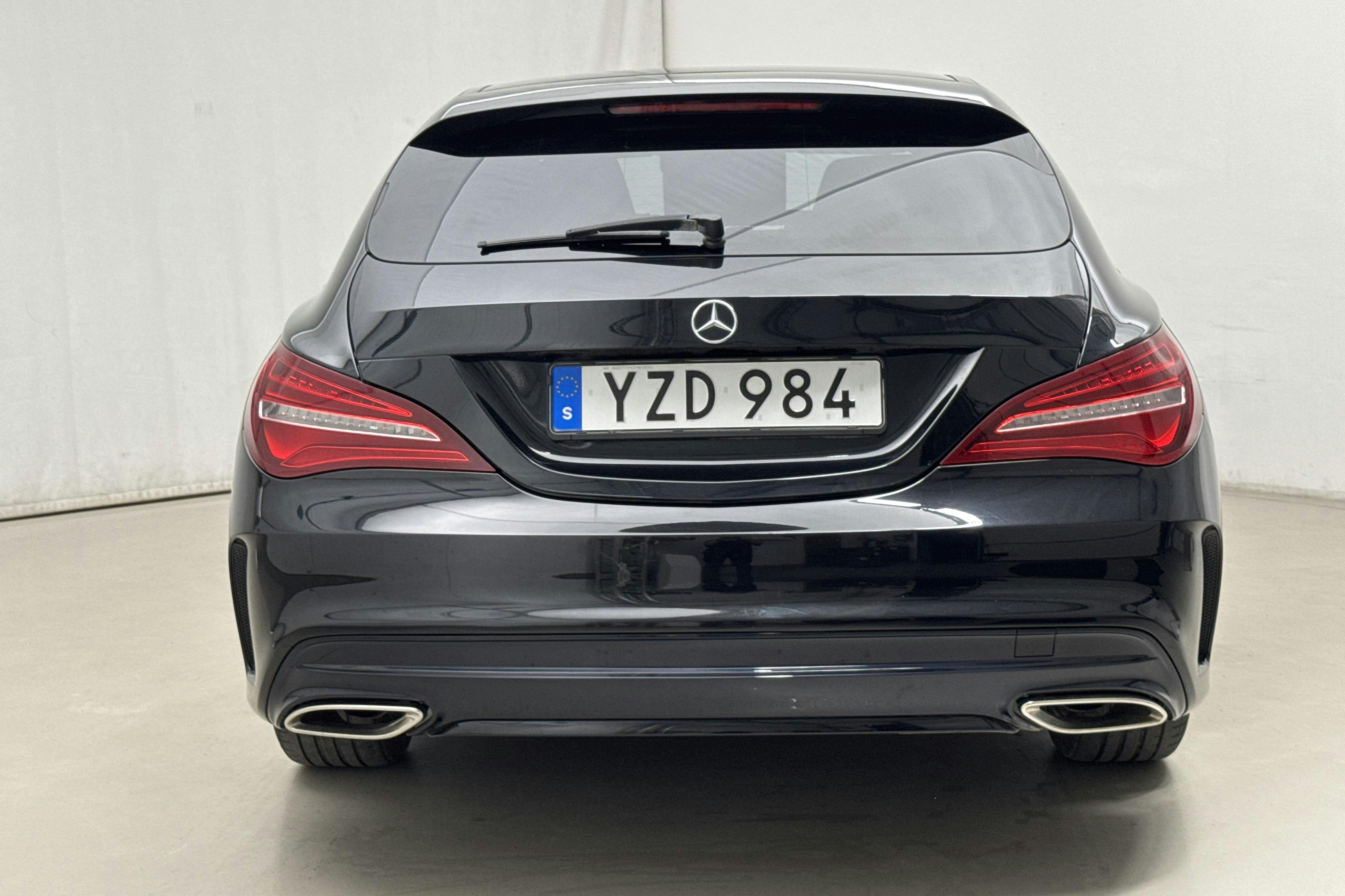 Mercedes CLA 200 Shooting Brake X117 (156hk) - 103 630 km - Manual - black - 2018