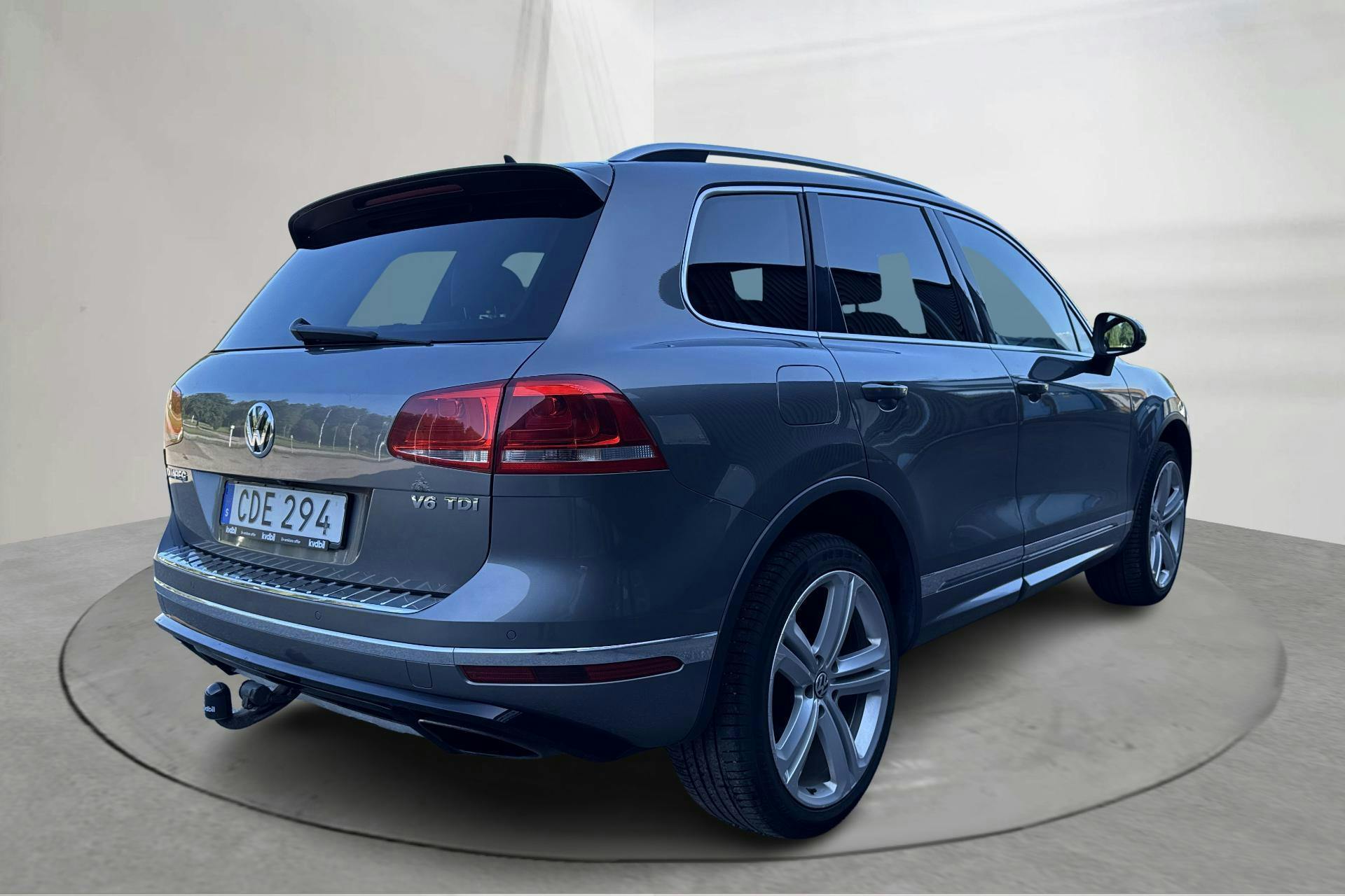 VW Touareg 3.0 TDI BlueMotion Technology (204hk) - 28 787 mil - Automat - grå - 2017