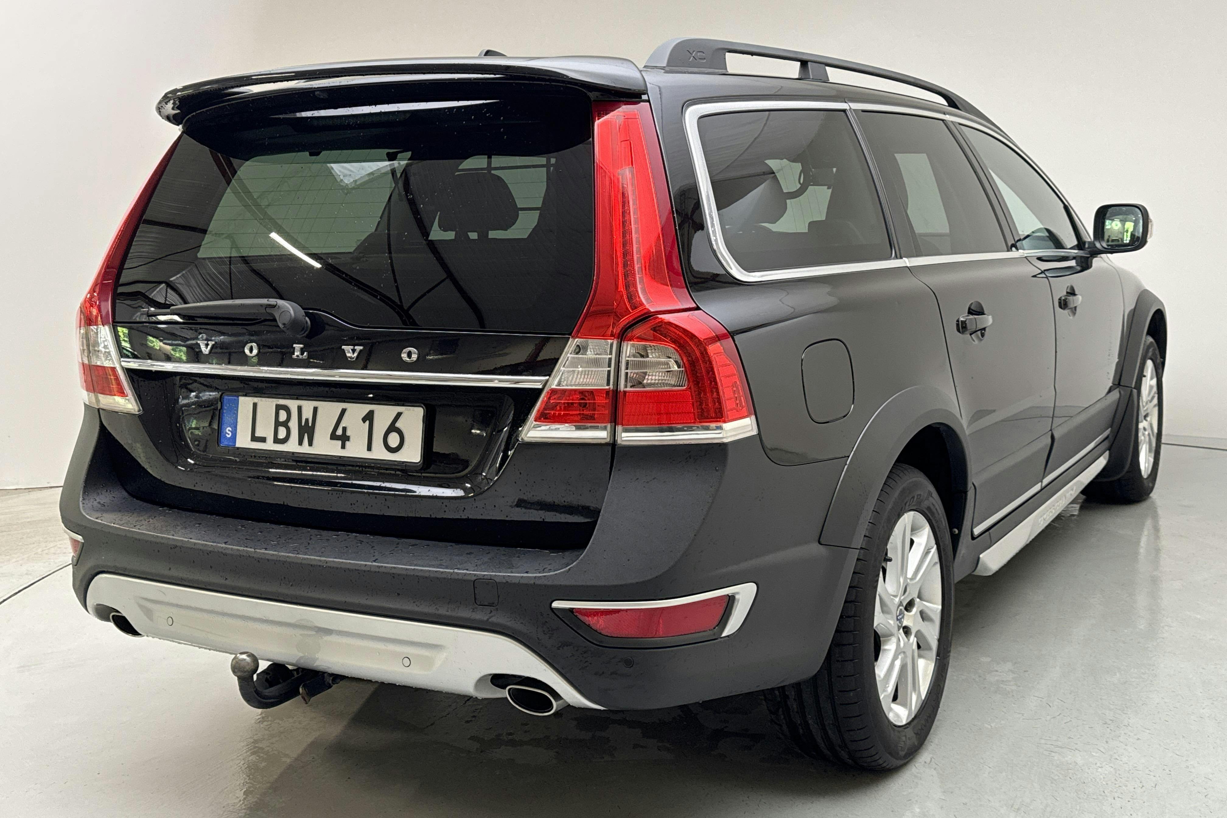 Volvo XC70 II D4 2WD (181hk) - 176 770 km - Käsitsi - must - 2016
