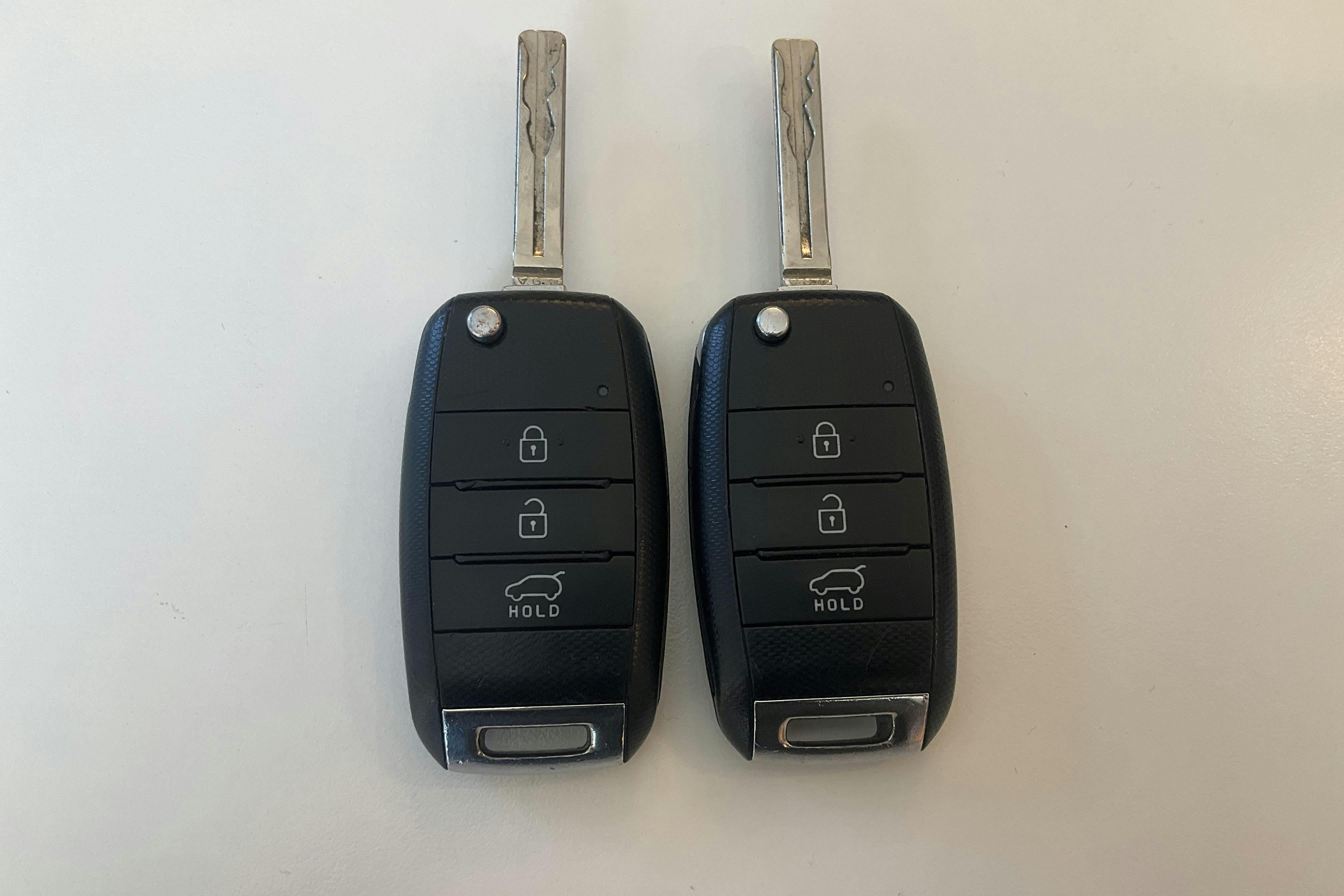 Presentationsfoto 14 av 14: KIA Cee'd 1.6 CRDi SW (128hk) - 22 188 mil - Automat - vit - 2015