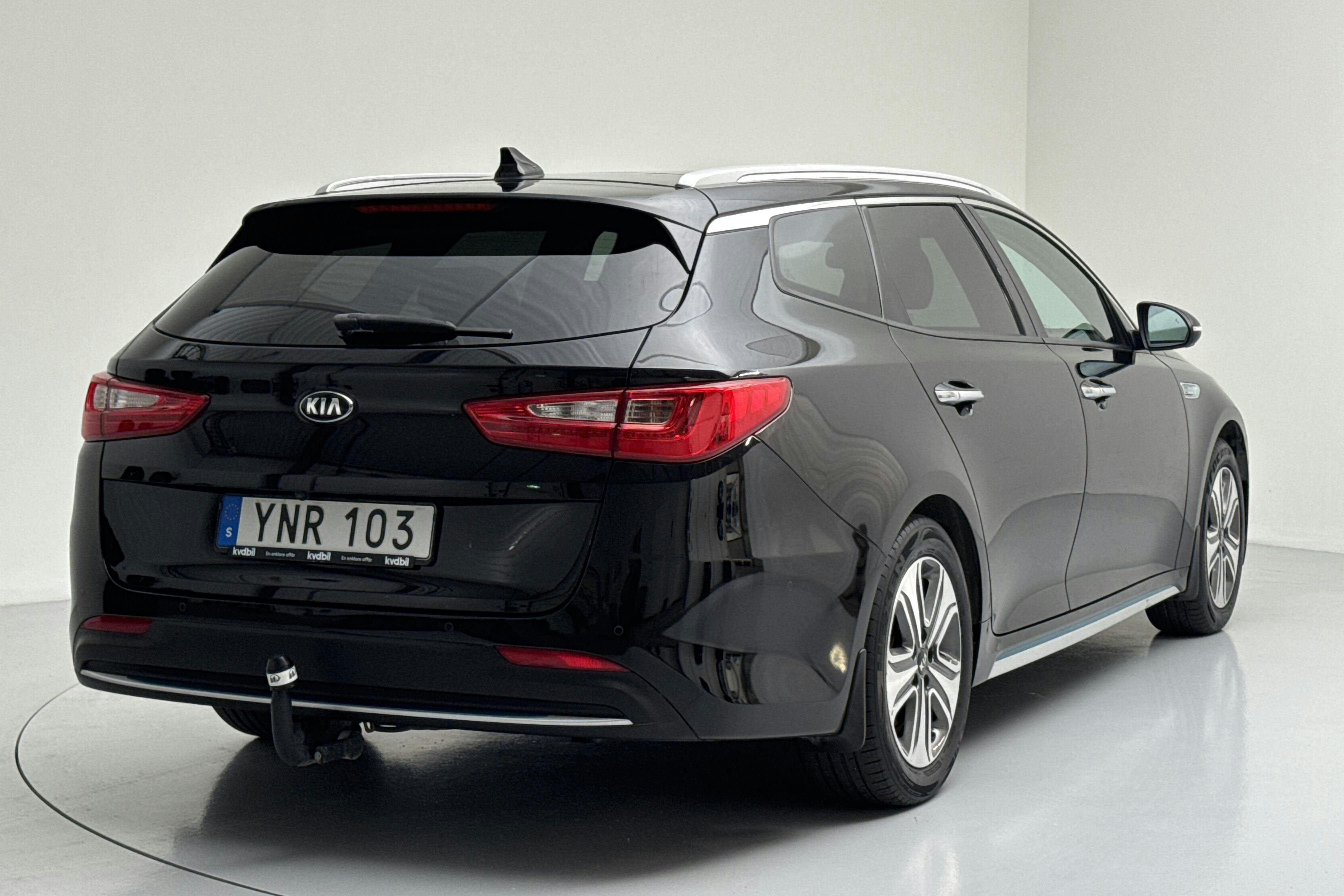 KIA Optima 2.0 GDi Plug-in Hybrid SW (205hk) - 102 760 km - Automaatne - must - 2018