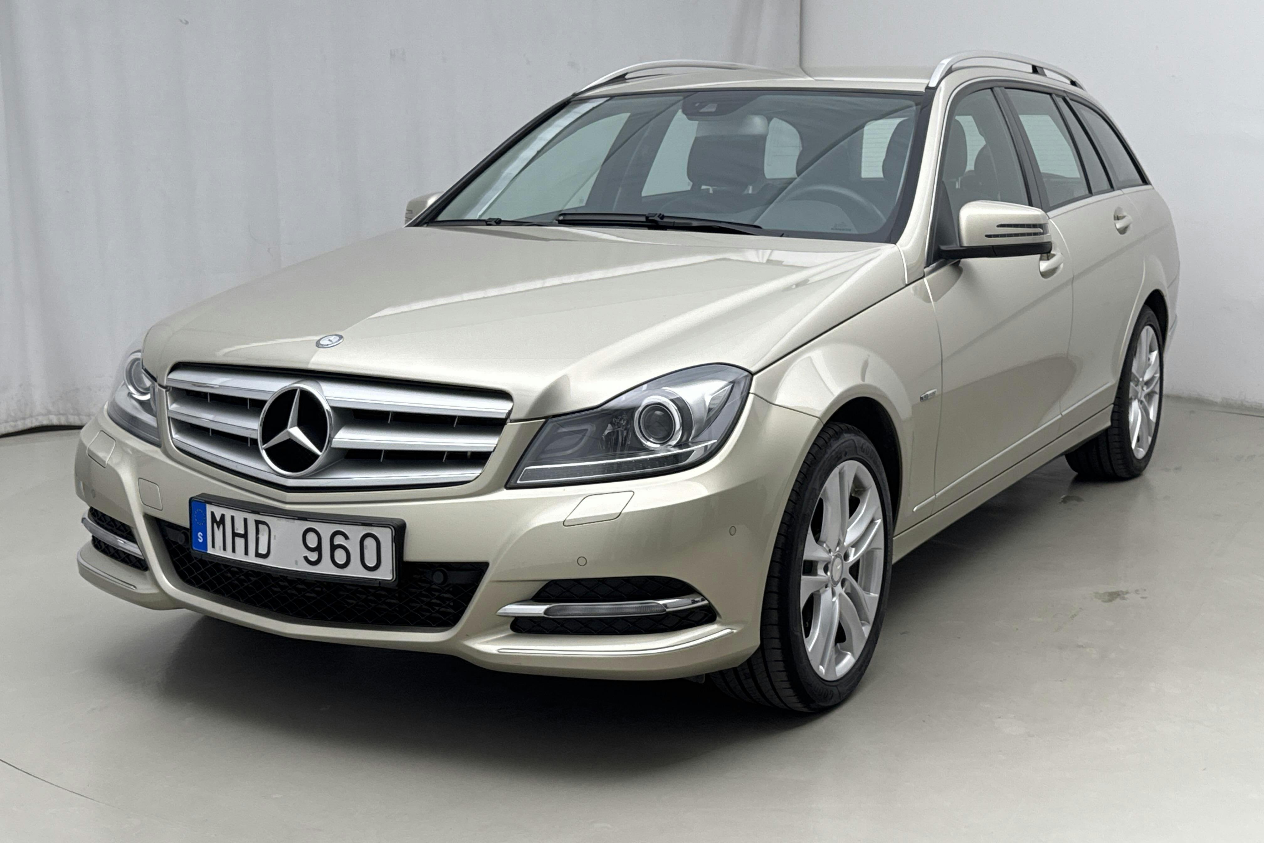 Mercedes C 180 Kombi S204 (156hk) - 6 876 mil - Automat - Light Brown - 2012