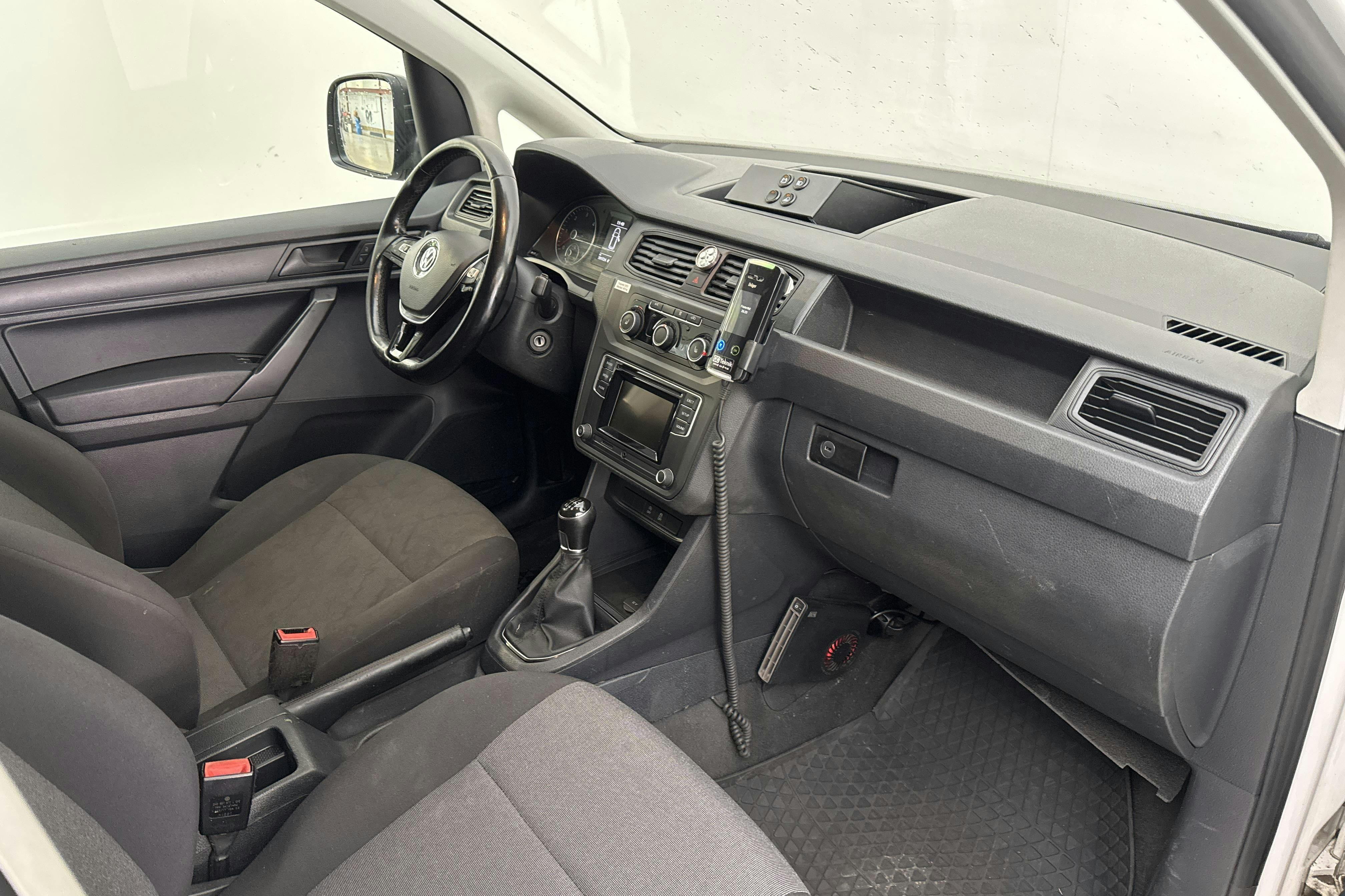 VW Caddy 2.0 TDI Skåp 4MOTION (122hk) - 20 172 mil - Manuell - vit - 2017