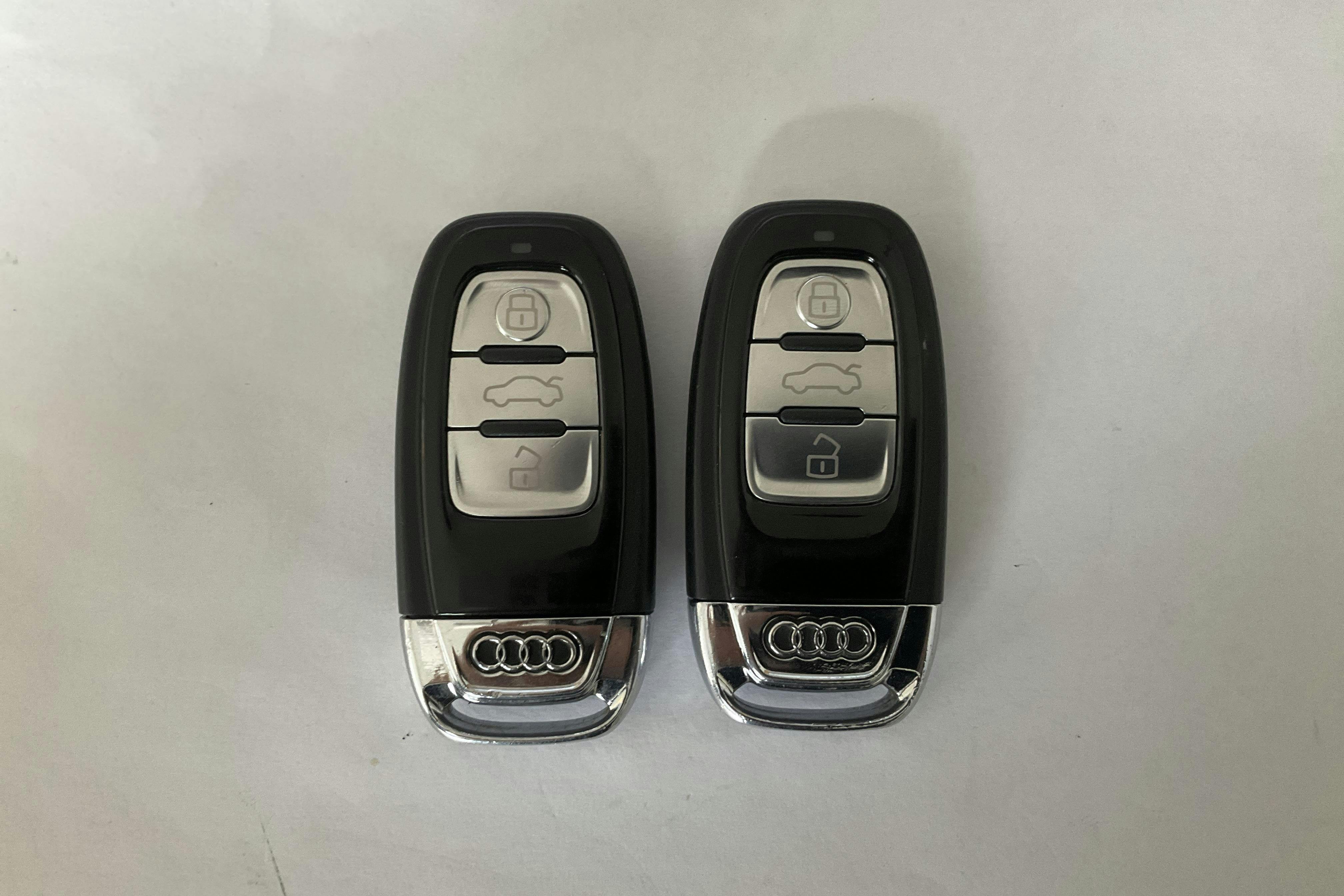 Presentationsfoto 14 av 14: Audi A8 3.0 TDI quattro (262hk) - 18 536 mil - Automat - svart - 2016
