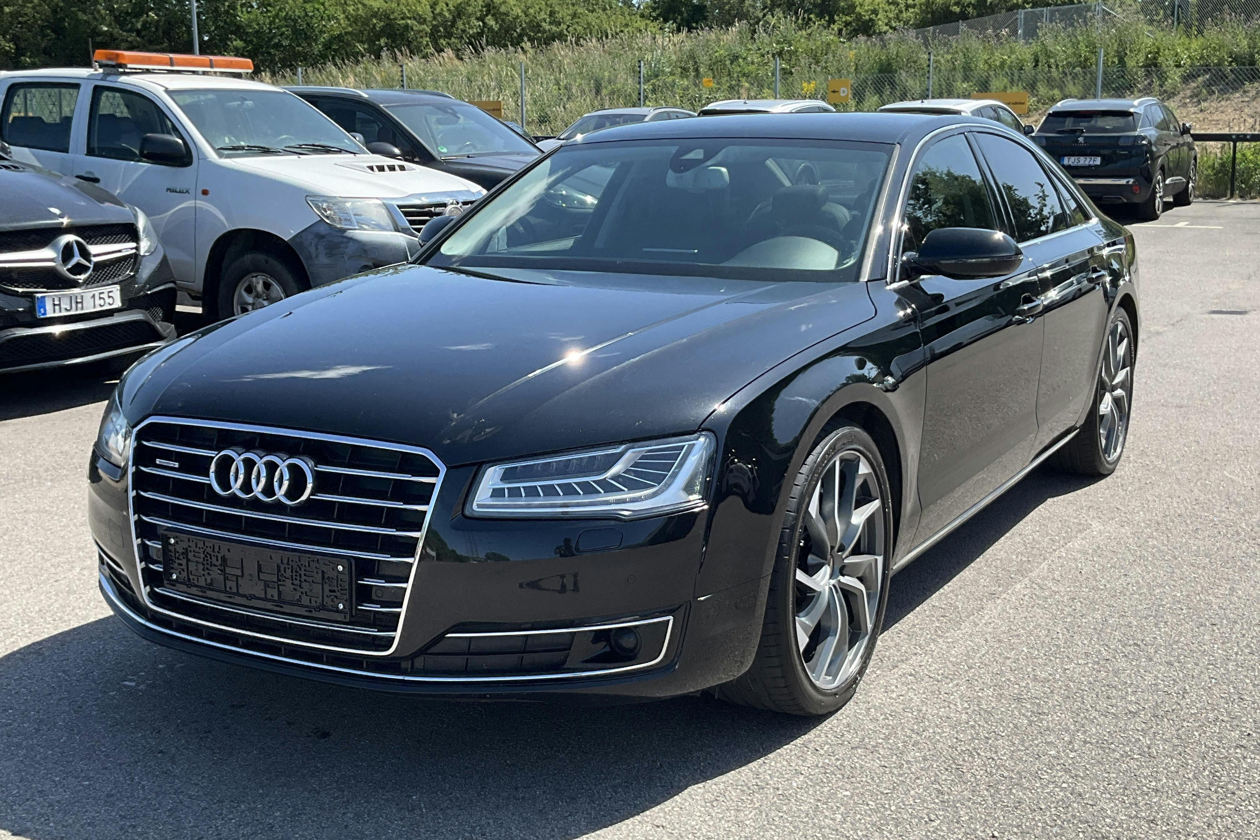 Audi A8 3.0 TDI quattro (262hk) - 185 360 km - Automatic - black - 2016