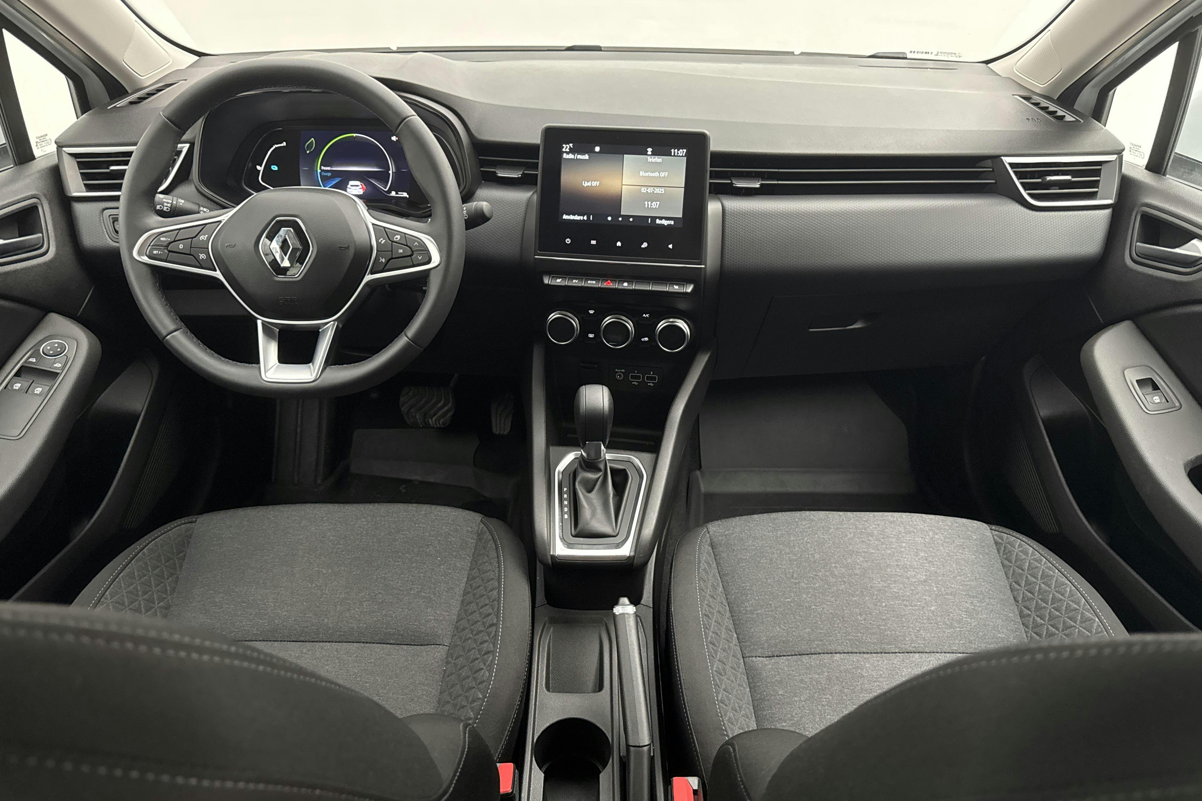 Renault Clio V 1.6 E-TECH 5dr (145hk) - 1 013 mil - Automat - vit - 2023