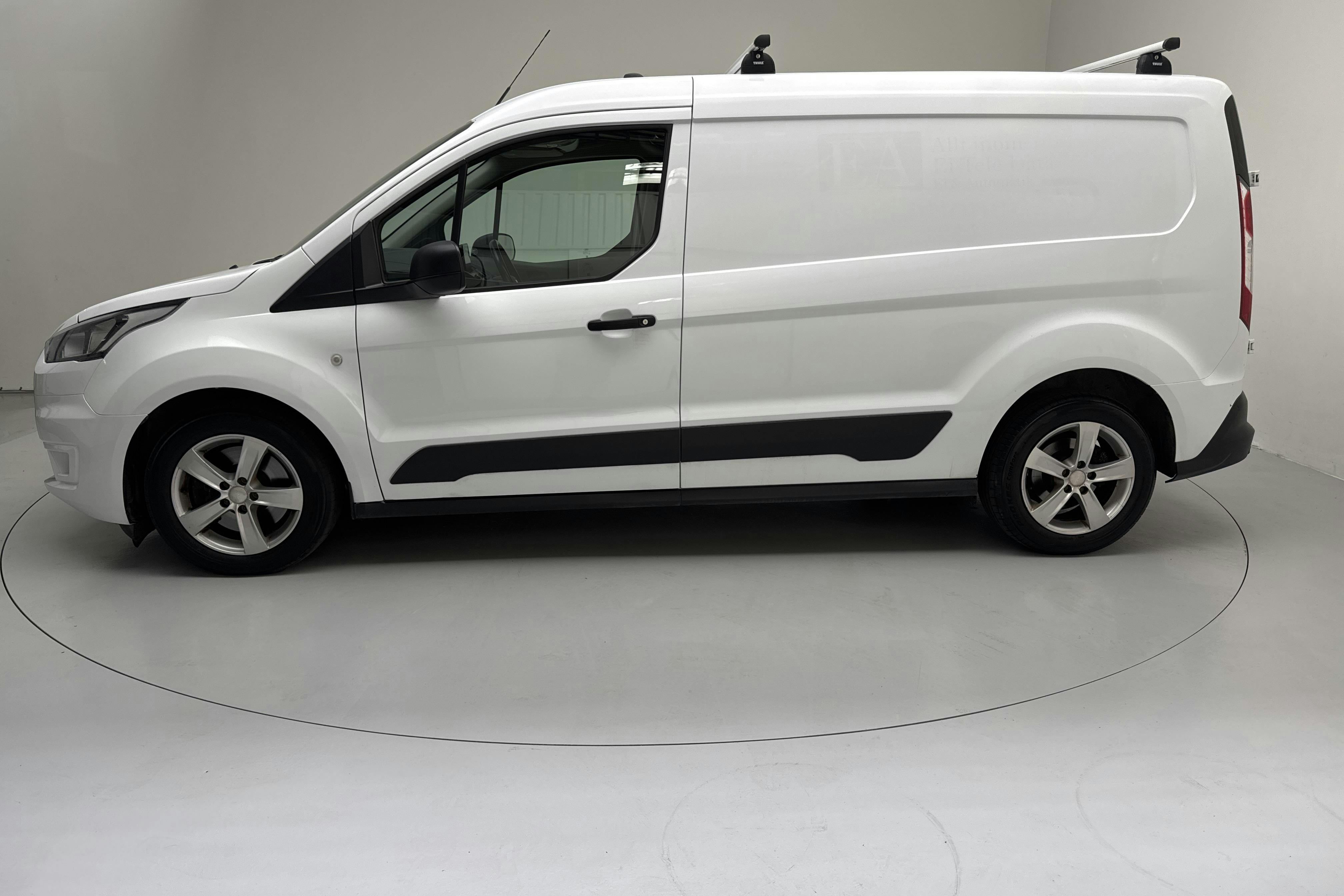 Esitlusfoto 2 aadressil 13: Ford Transit Connect 1.5 EcoBlue (100hk) - 61 100 km - Käsitsi - valge - 2020