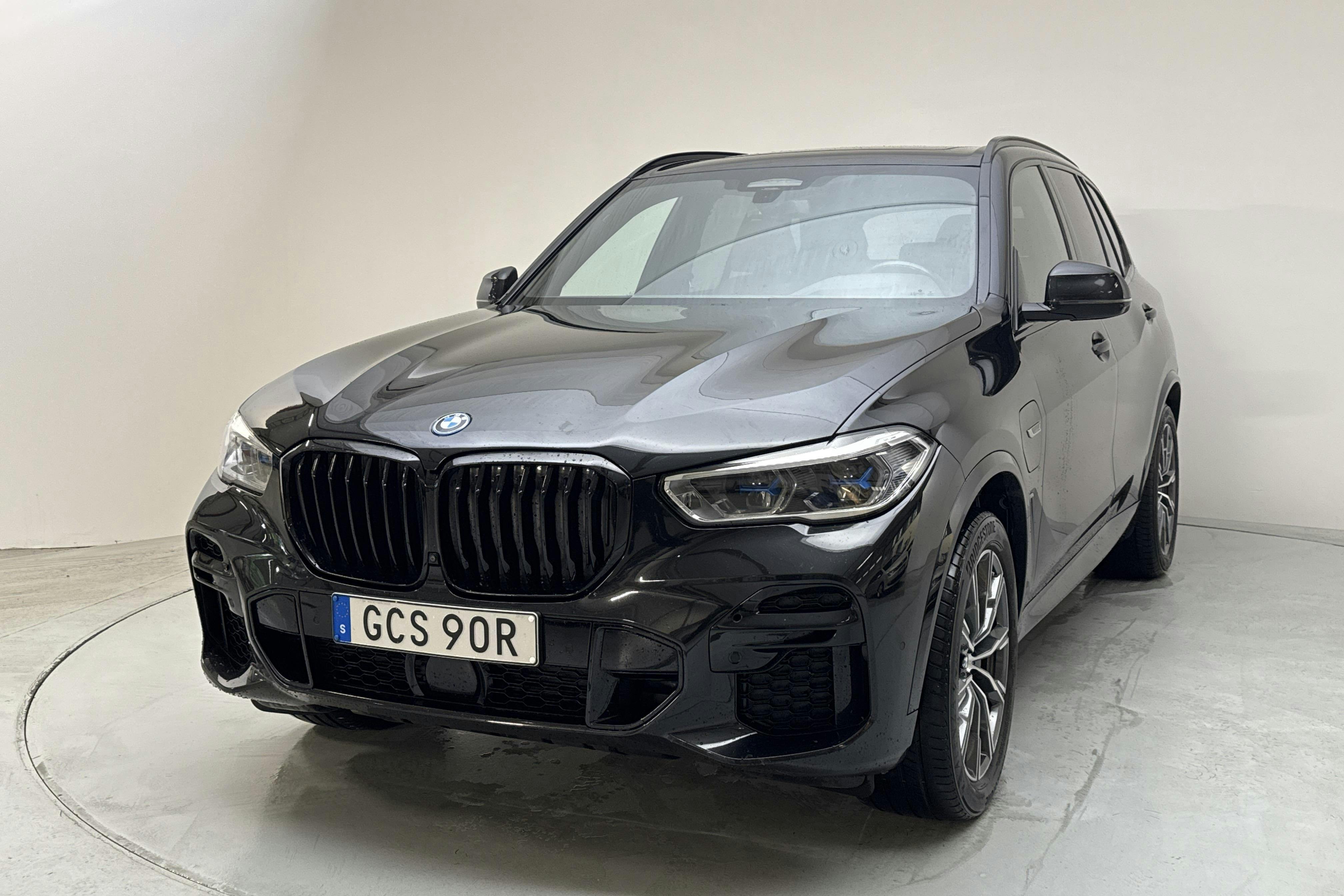 BMW X5 xDrive45e, G05 (394hk) - 99 790 km - Automatic - black - 2022