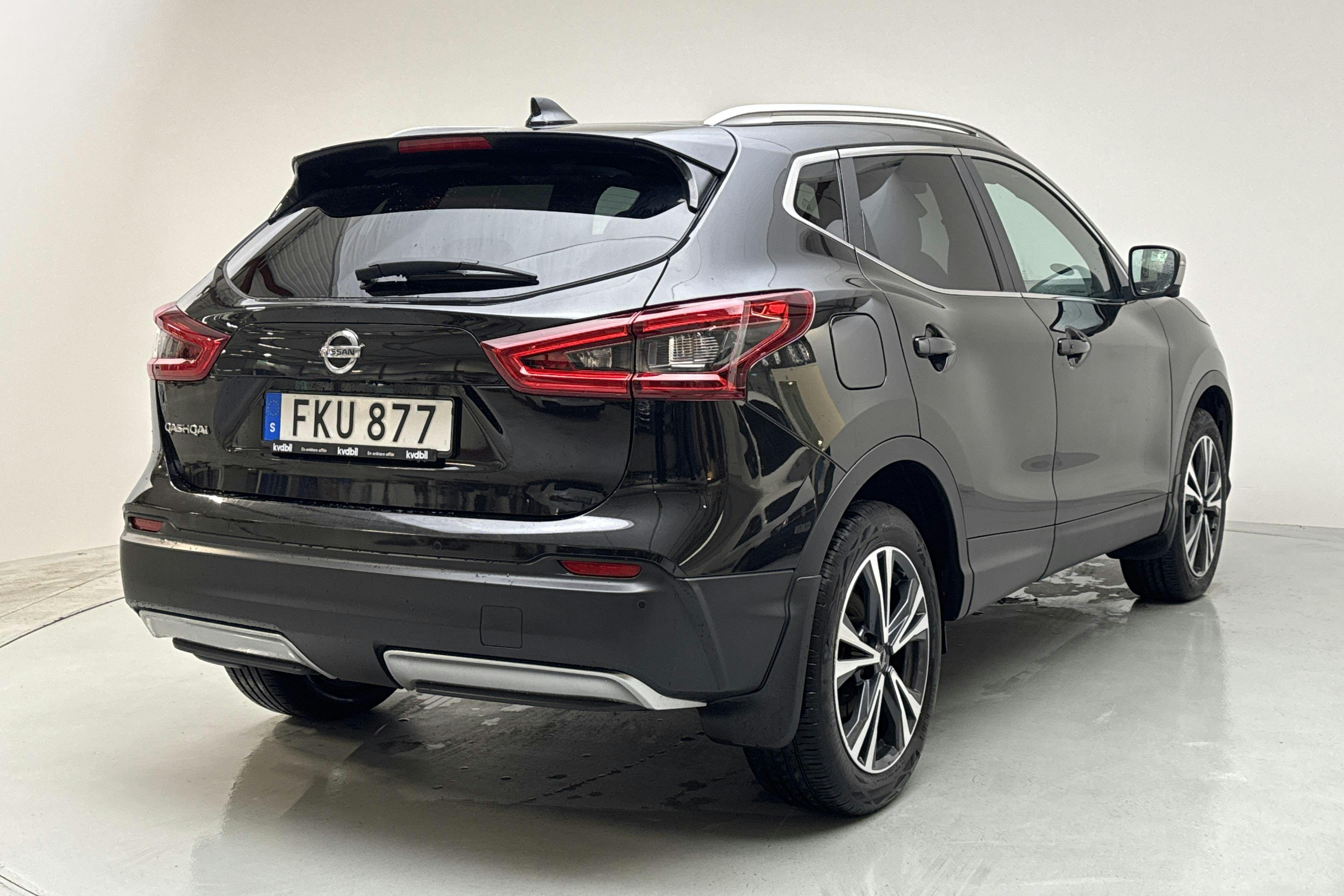 Nissan Qashqai 1.2 DIG-T (115hk) - 9 684 mil - Automat - svart - 2018