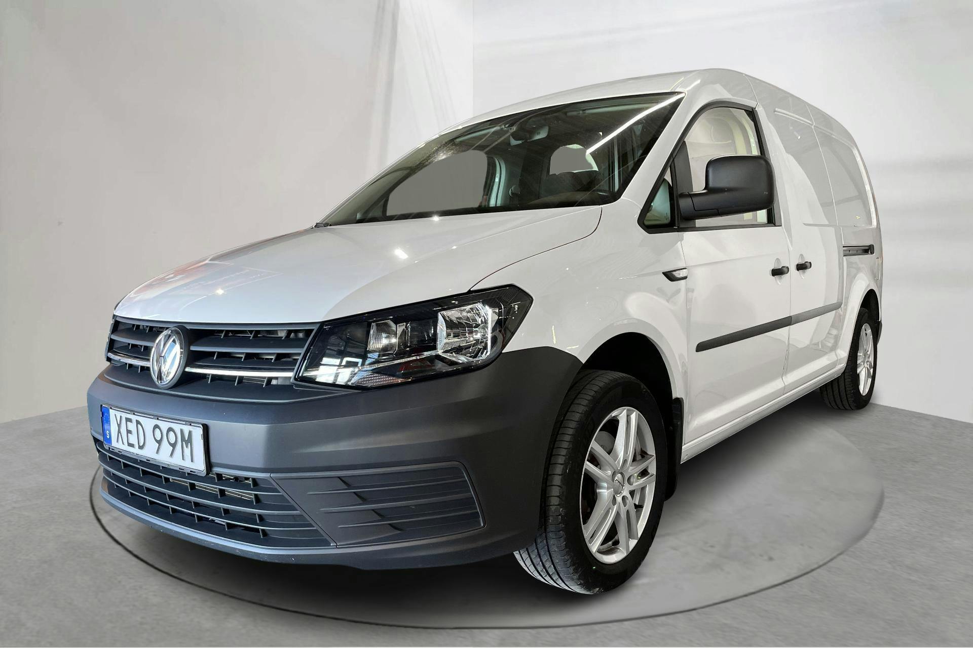 Presentationsfoto 1 av 14: VW Caddy 1.4 TSI Skåp (125hk) - 3 779 mil - Automat - vit - 2019