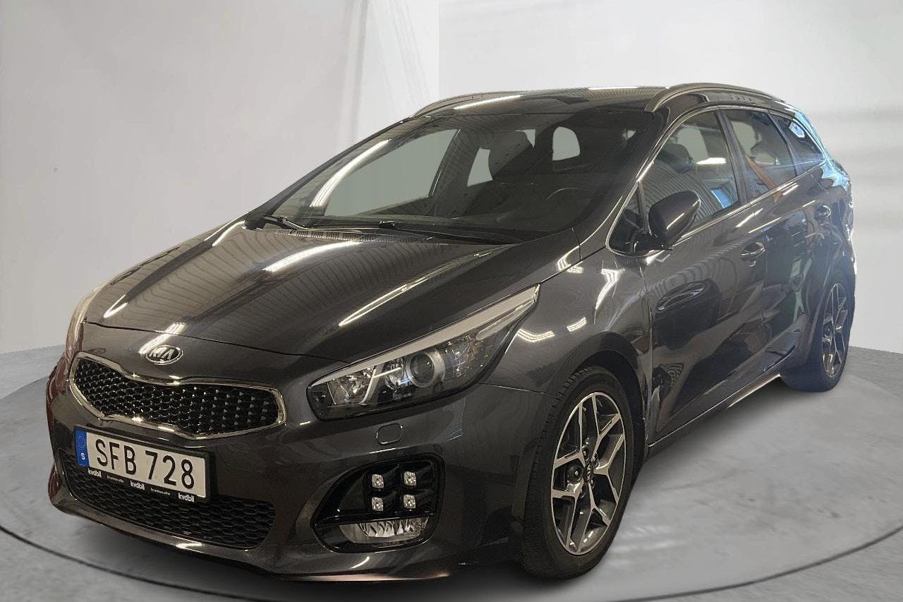 Presentationsfoto 1 av 15: KIA Cee'd 1.6 SW (135hk) - 6 879 mil - Automat - grå - 2018