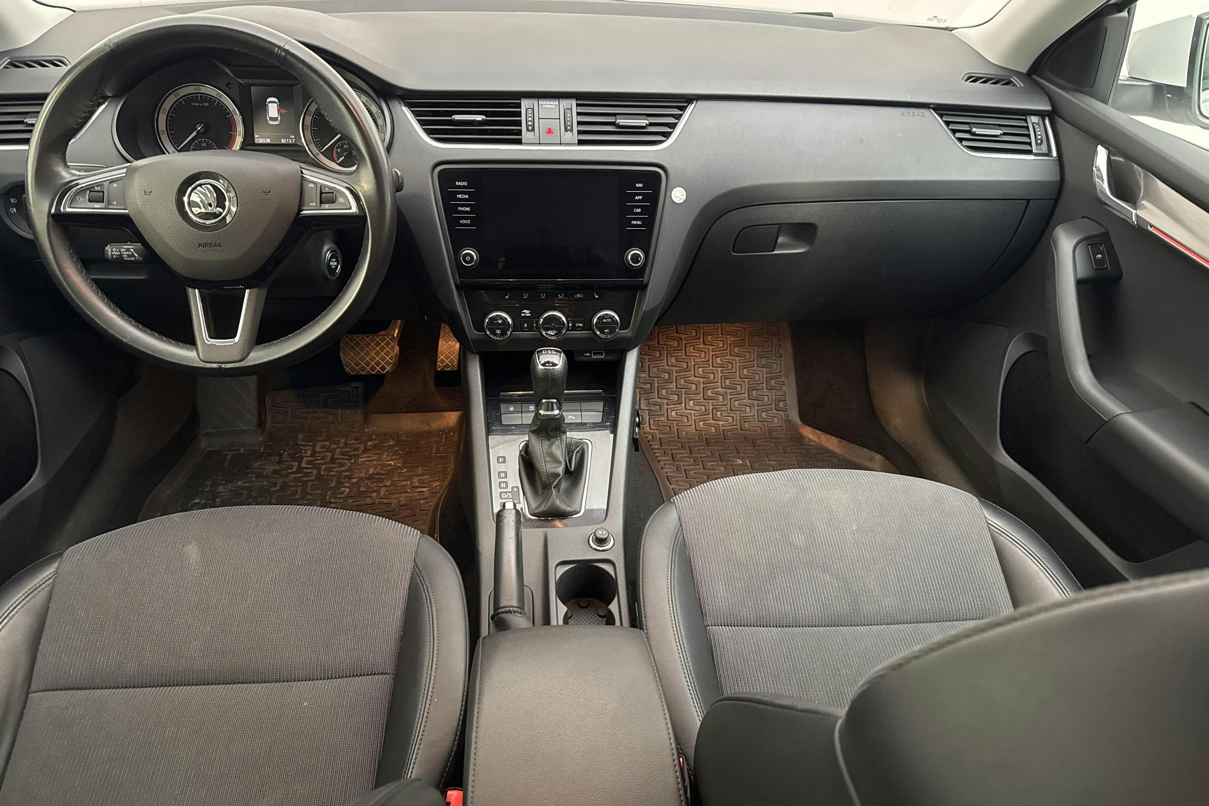 Skoda Octavia III 1.5 TSI G-TEC Combi (130hk) - 15 854 mil - Automat - vit - 2020