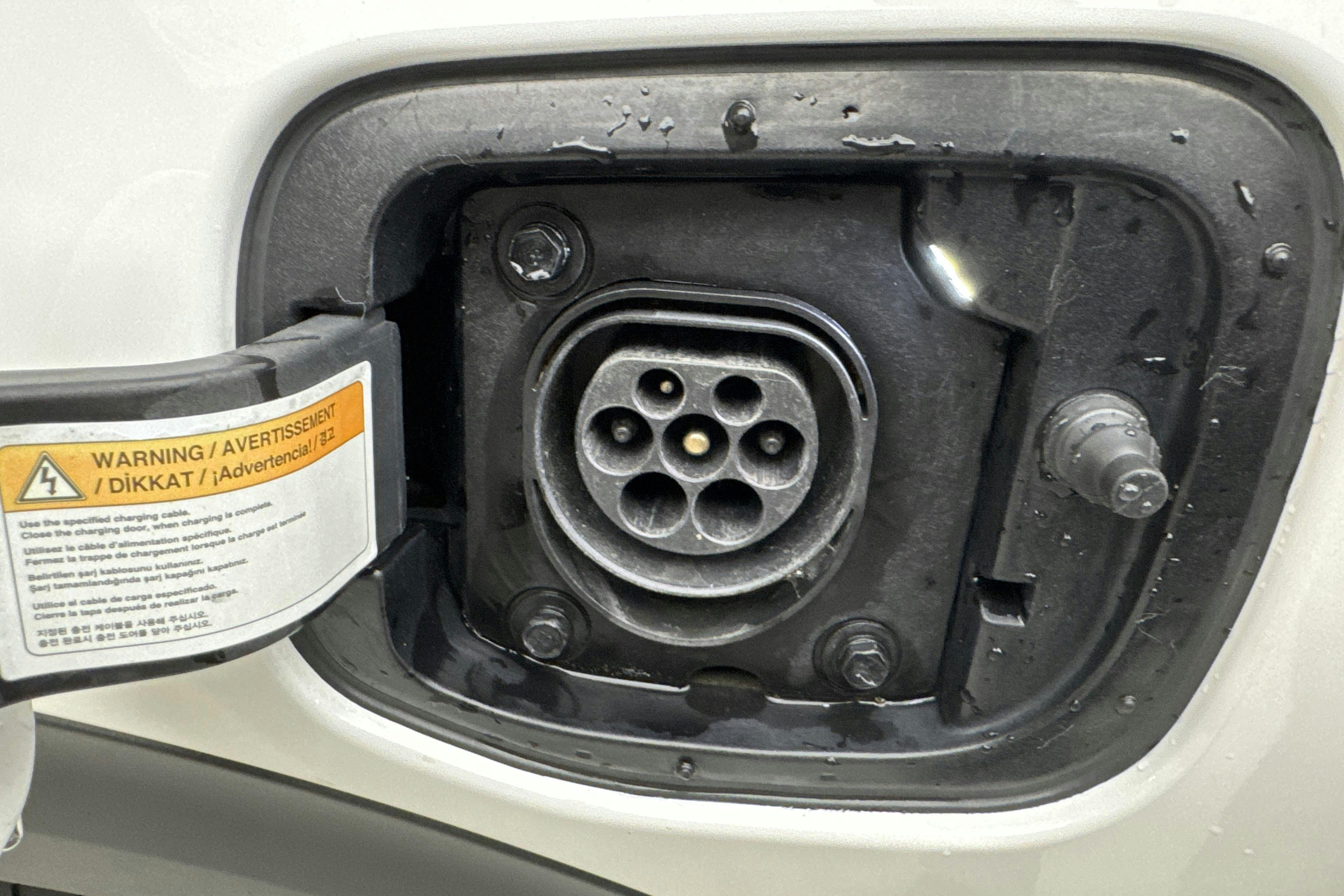 Presentationsfoto 16 av 16: KIA Niro Plug-in Hybrid 1.6 (141hk) - 9 546 mil - Automat - vit - 2020