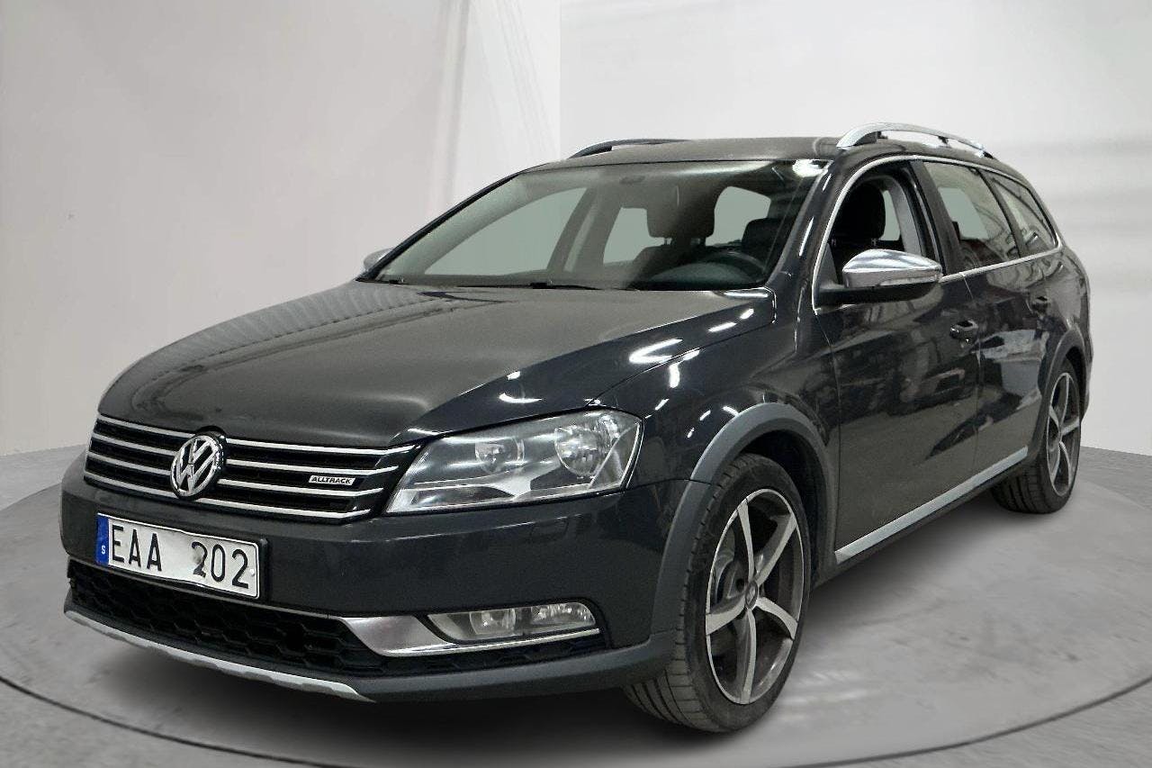 Esitlusfoto 1 aadressil 14: VW Passat Alltrack 2.0 TDI BlueMotion Technology 4Motion (177hk) - 205 490 km - Automaatne - Dark Grey - 2013