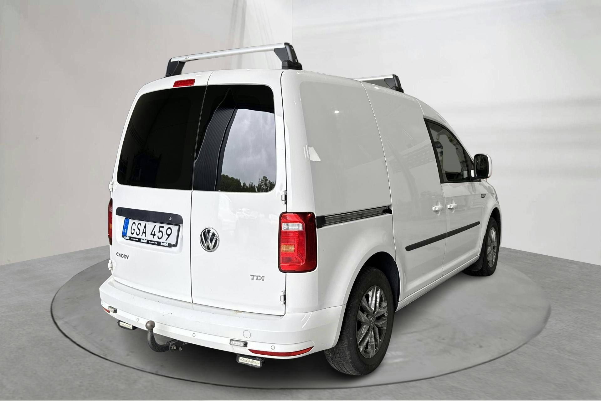 VW Caddy 2.0 TDI Skåp (102hk) - 103 210 km - Automaatne - valge - 2017
