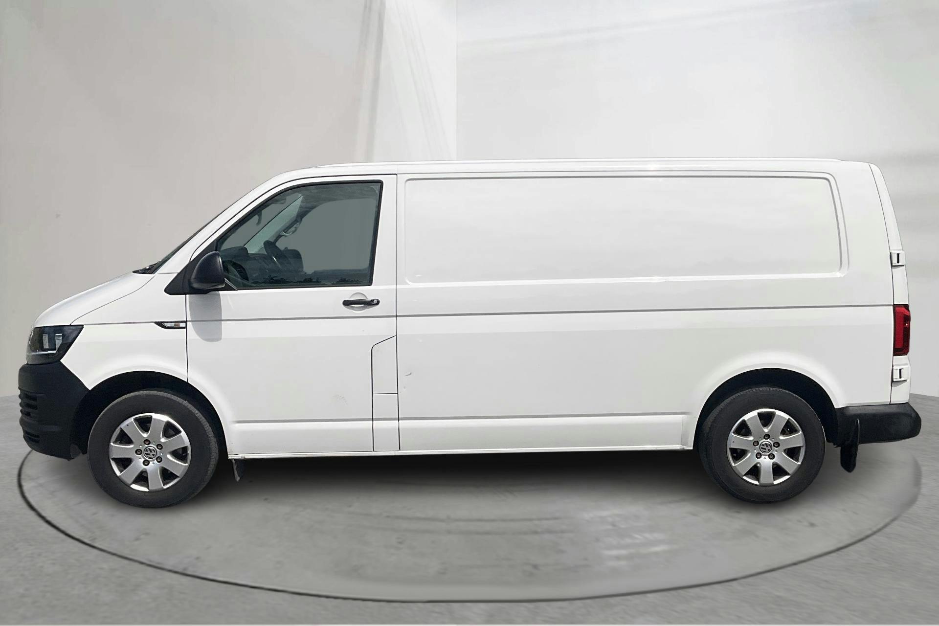 Esitlusfoto 2 aadressil 13: VW Transporter T6 2.0 TDI BMT Skåp (150hk) - 103 900 km - Automaatne - valge - 2018