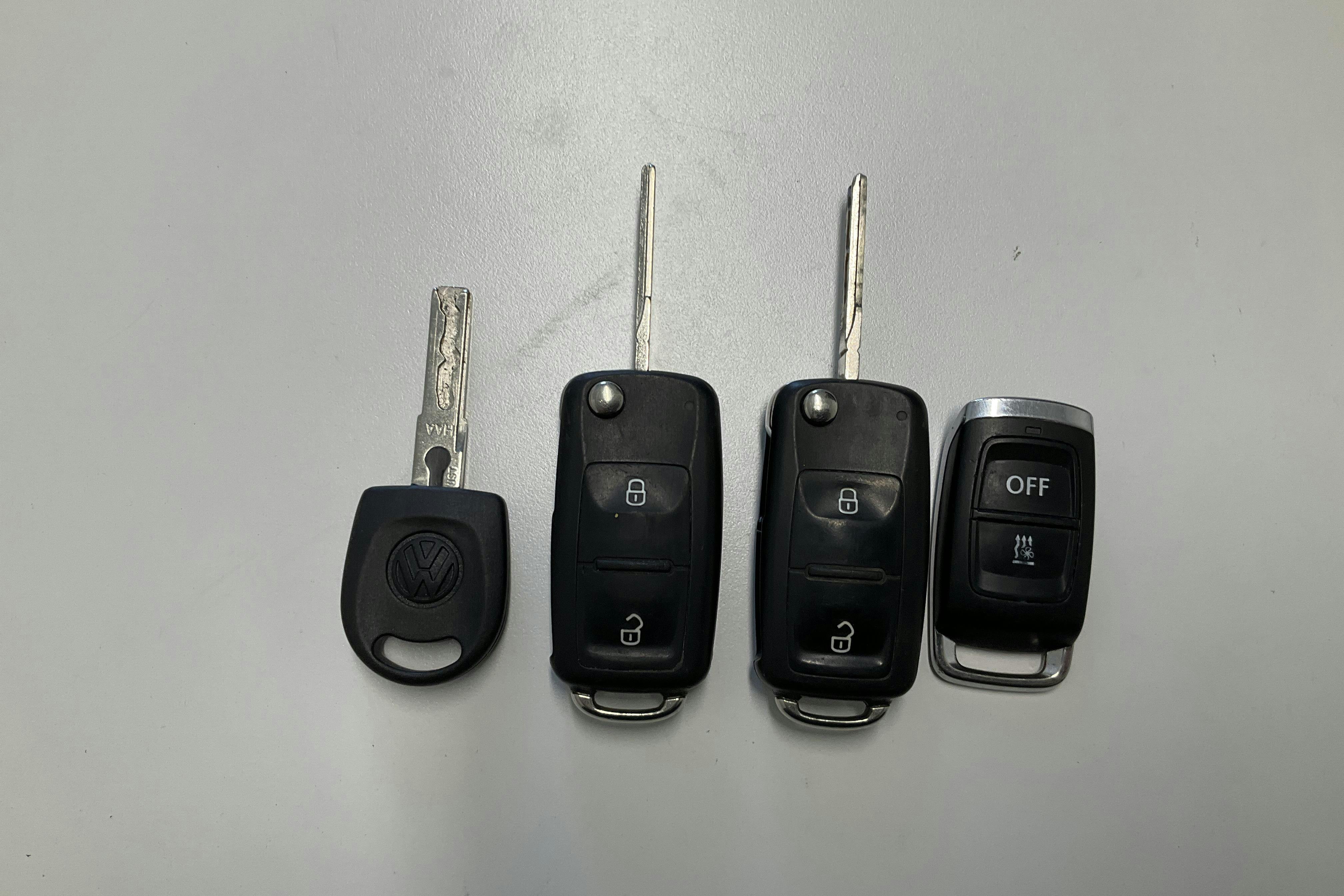 Esitlusfoto 13 aadressil 13: VW Transporter T6 2.0 TDI BMT Skåp (150hk) - 103 900 km - Automaatne - valge - 2018