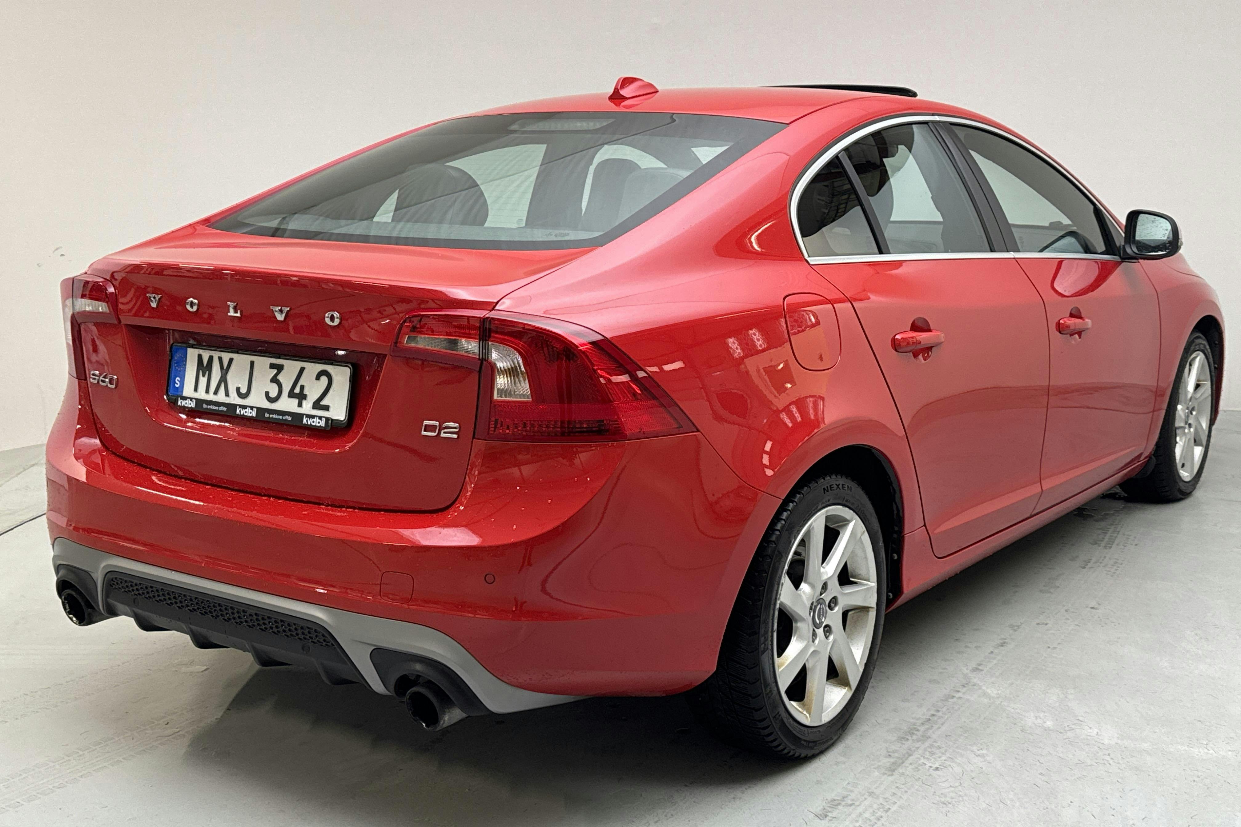 Volvo S60 D2 (120hk) - 114 270 km - Automaatne - punane - 2016